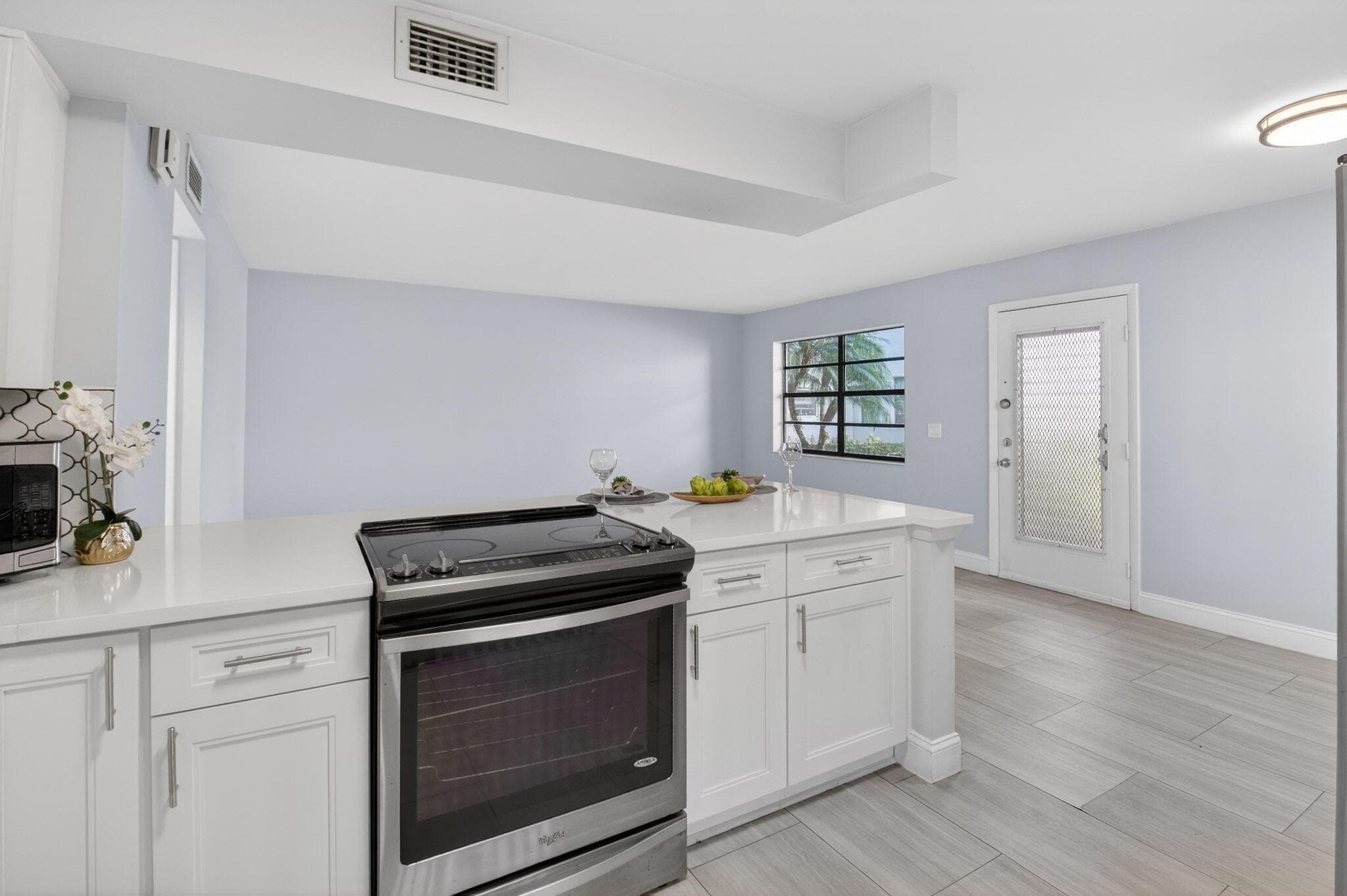 450 Piedmont J, Delray Beach, FL 33484 — photo 9 of 46