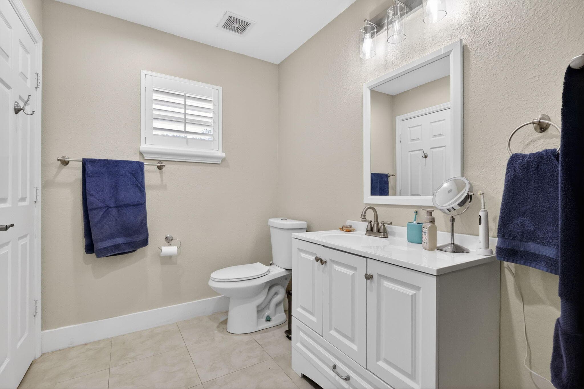 2843 Worcester Road, Lake Worth, FL 33462 — photo 13 of 24