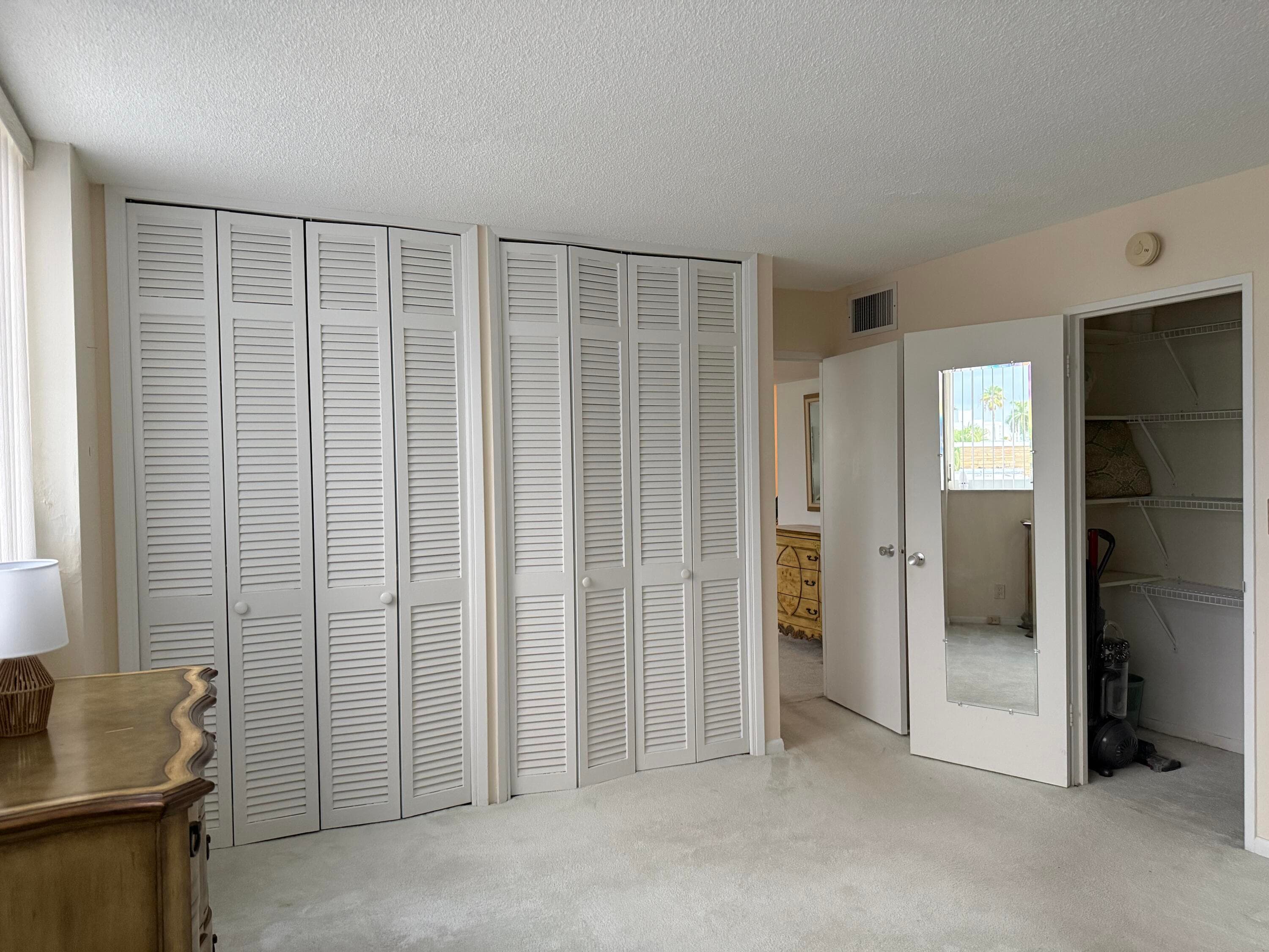 524 Orton Avenue 403, Fort Lauderdale, FL 33304 — photo 9 of 15