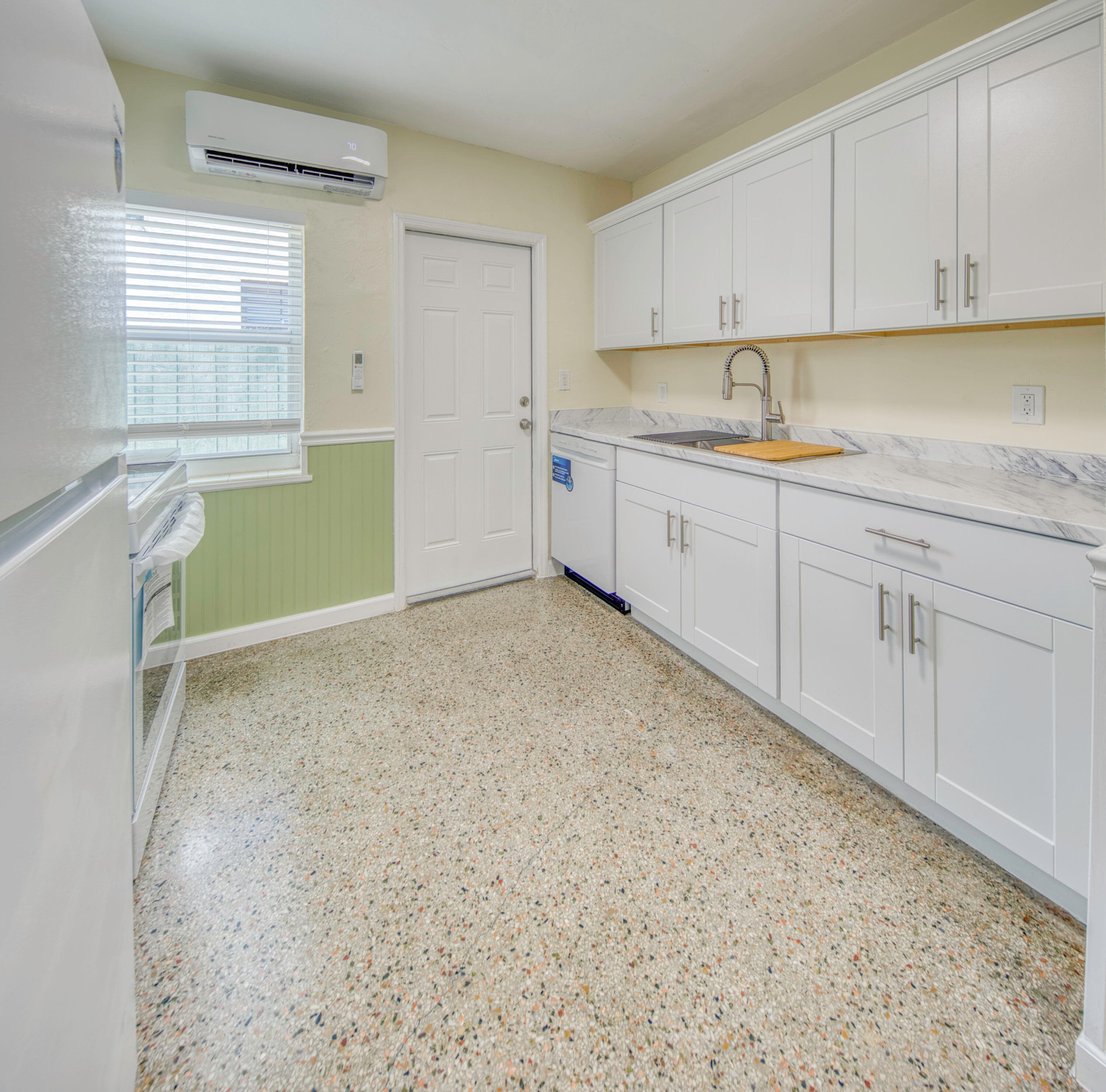 301 N Federal Highway 2, Lake Worth Beach, FL 33460 — photo 2 of 11