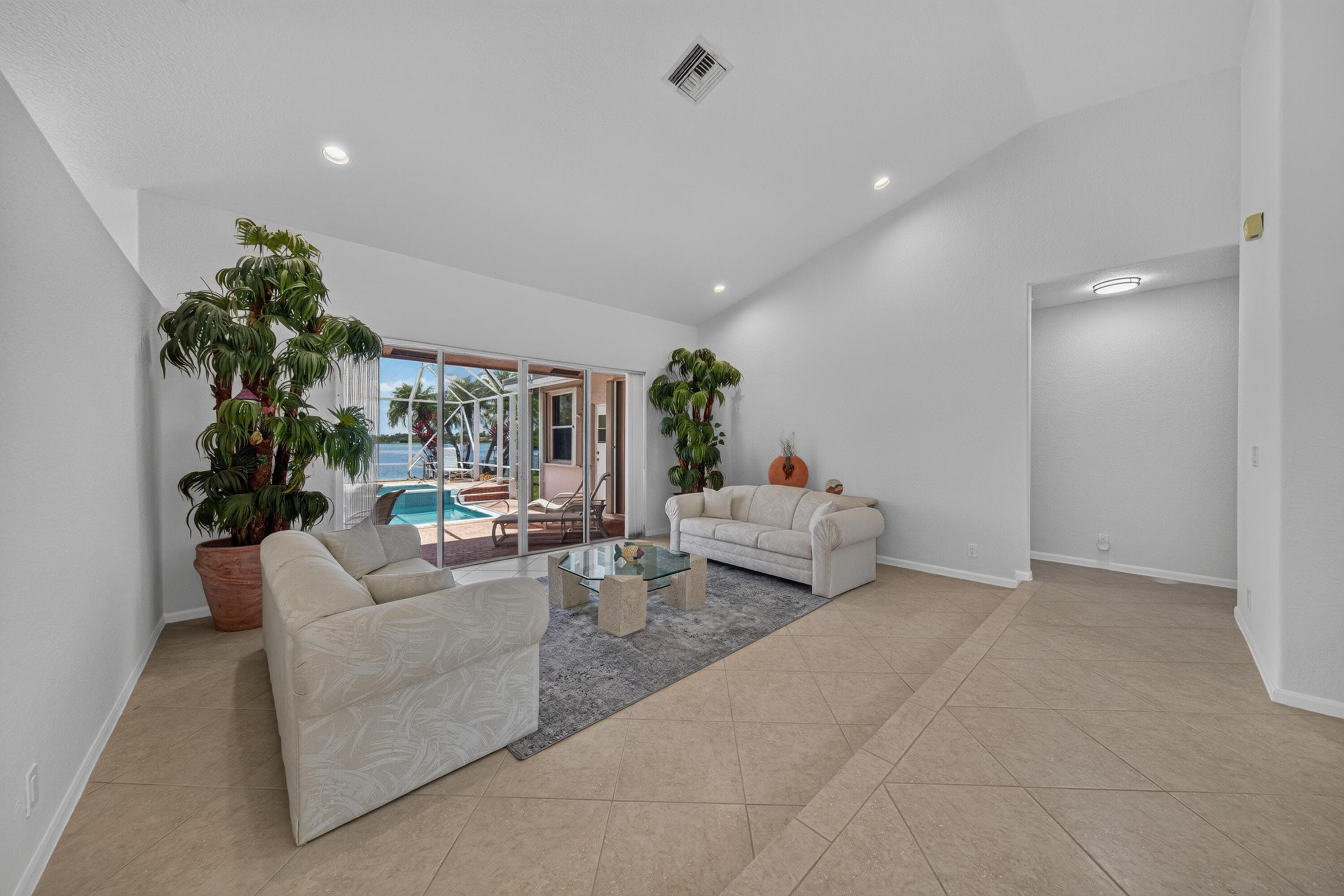 1501 NW 180th Way, Pembroke Pines, FL 33029 — photo 7 of 63