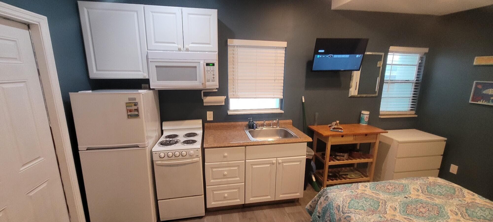 324 Indiana Street 3, Hollywood, FL 33019 — photo 19 of 29