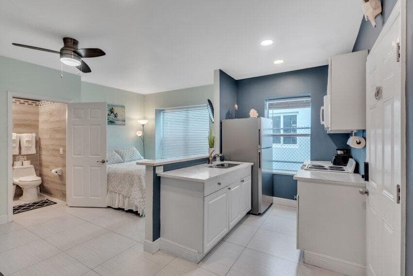 324 Indiana Street 3, Hollywood, FL 33019 — photo 25 of 29