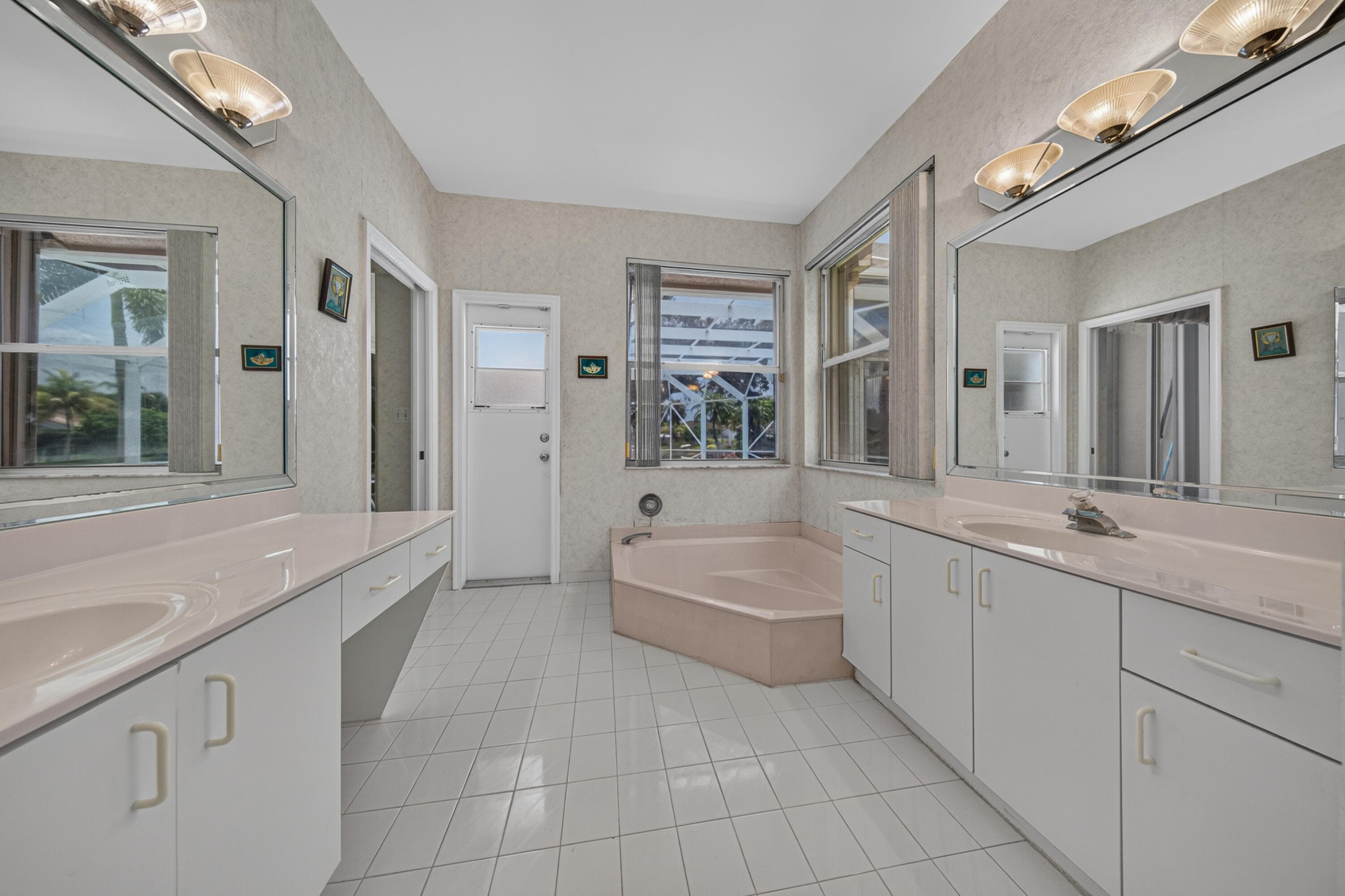 1501 NW 180th Way, Pembroke Pines, FL 33029 — photo 39 of 63
