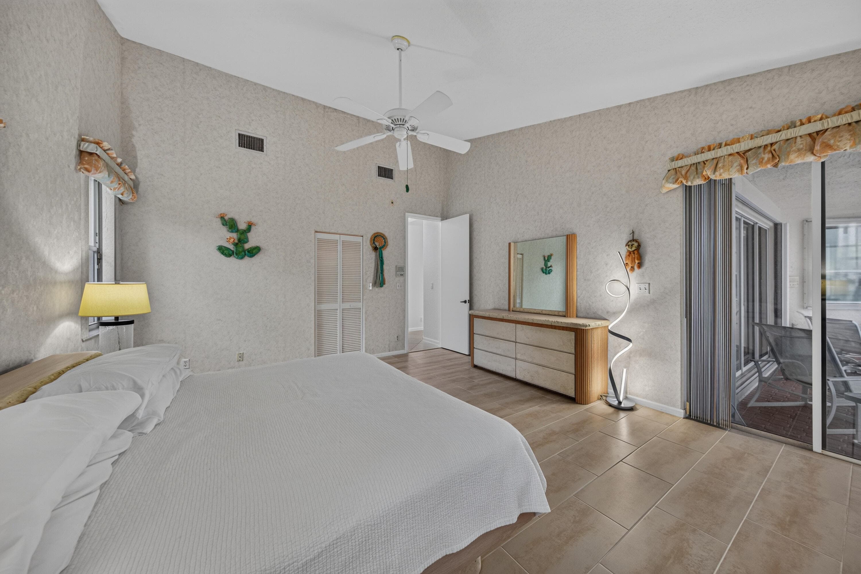 1501 NW 180th Way, Pembroke Pines, FL 33029 — photo 35 of 63