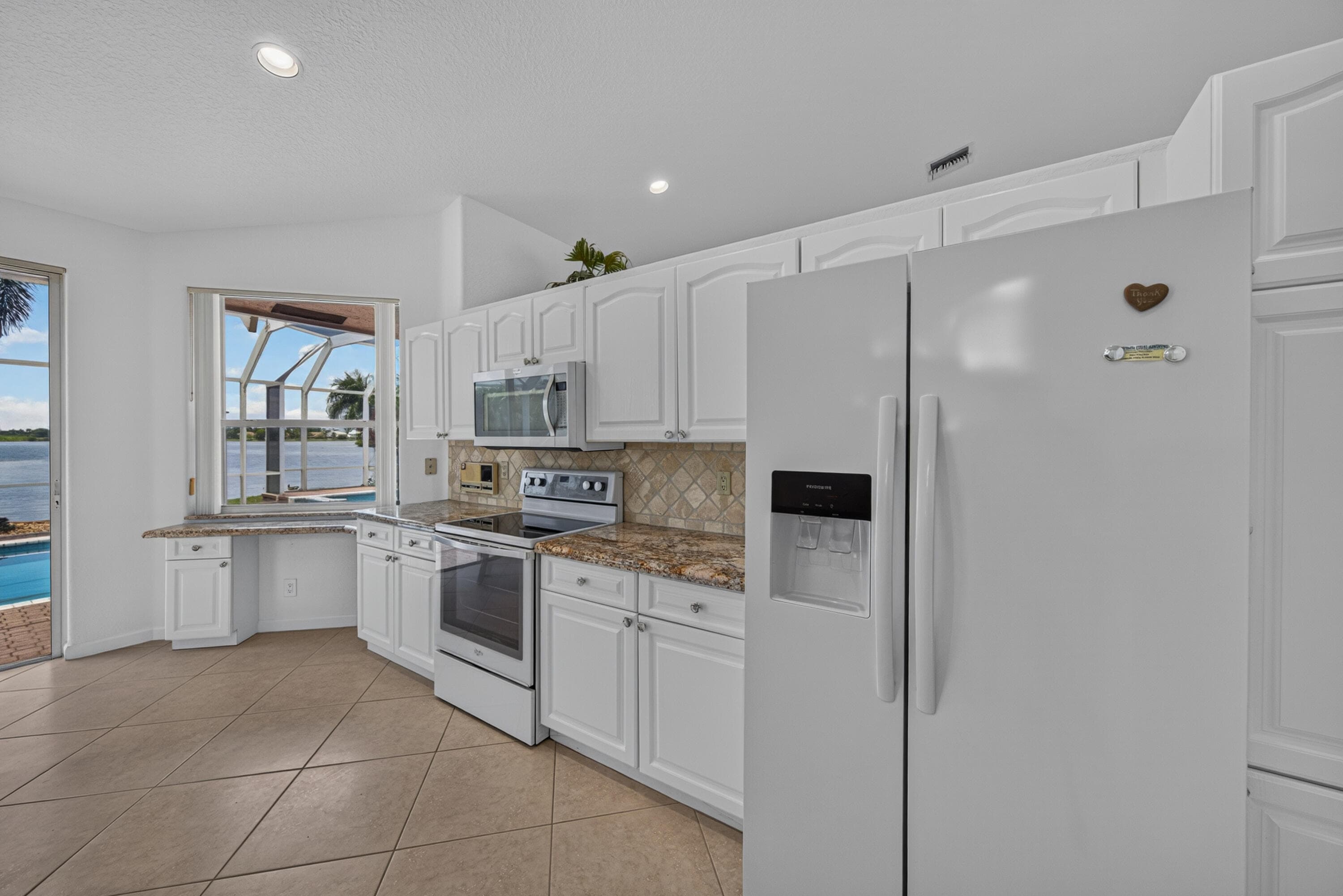 1501 NW 180th Way, Pembroke Pines, FL 33029 — photo 22 of 63