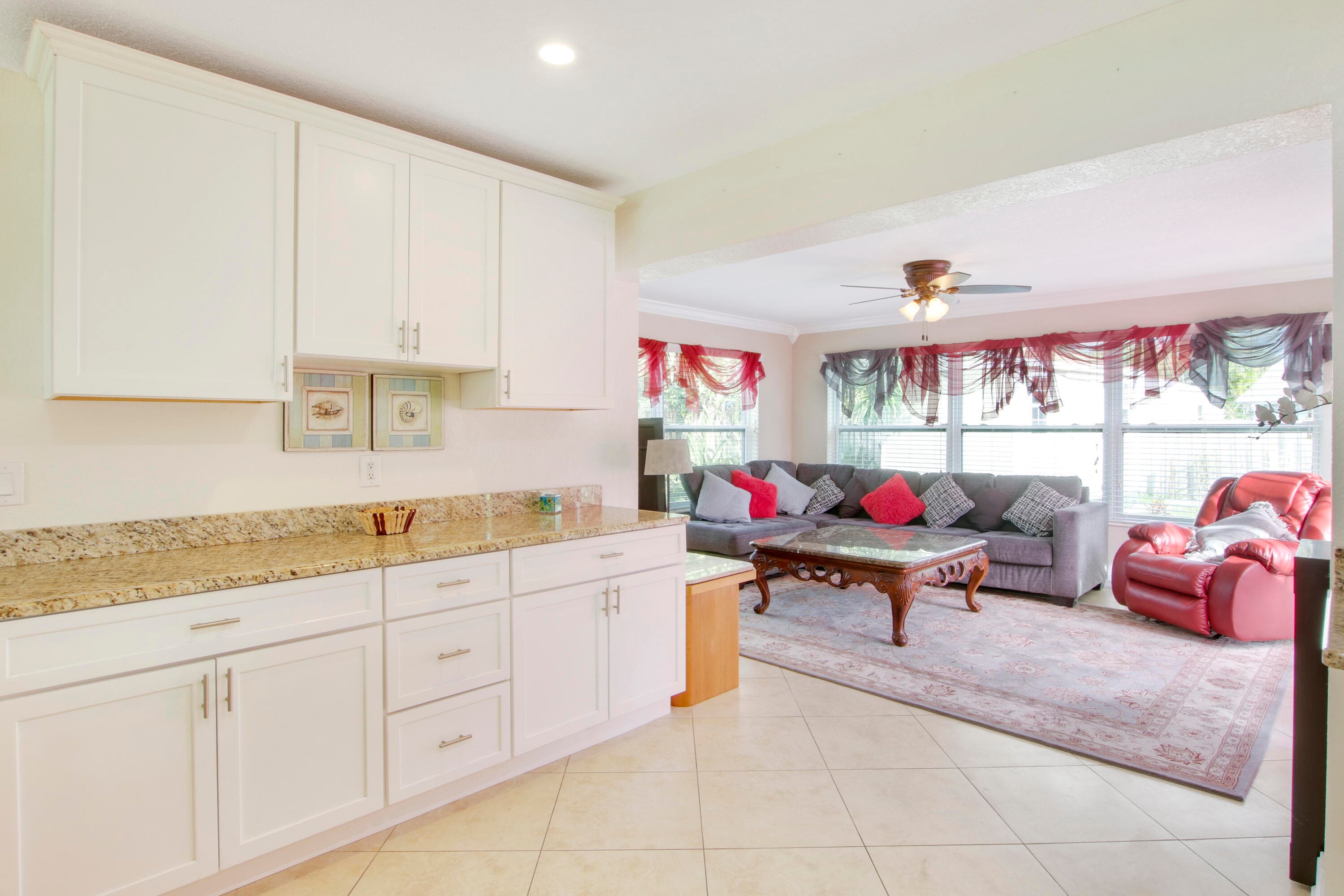 19185 SE Homewood Avenue, Jupiter, FL 33469 — photo 4 of 18