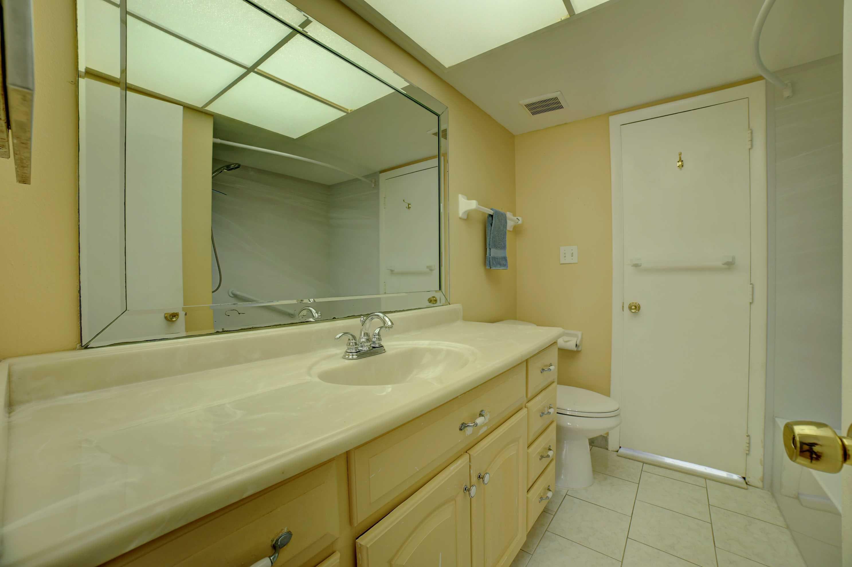 1118 Lake Terrace 204, Boynton Beach, FL 33426 — photo 11 of 30