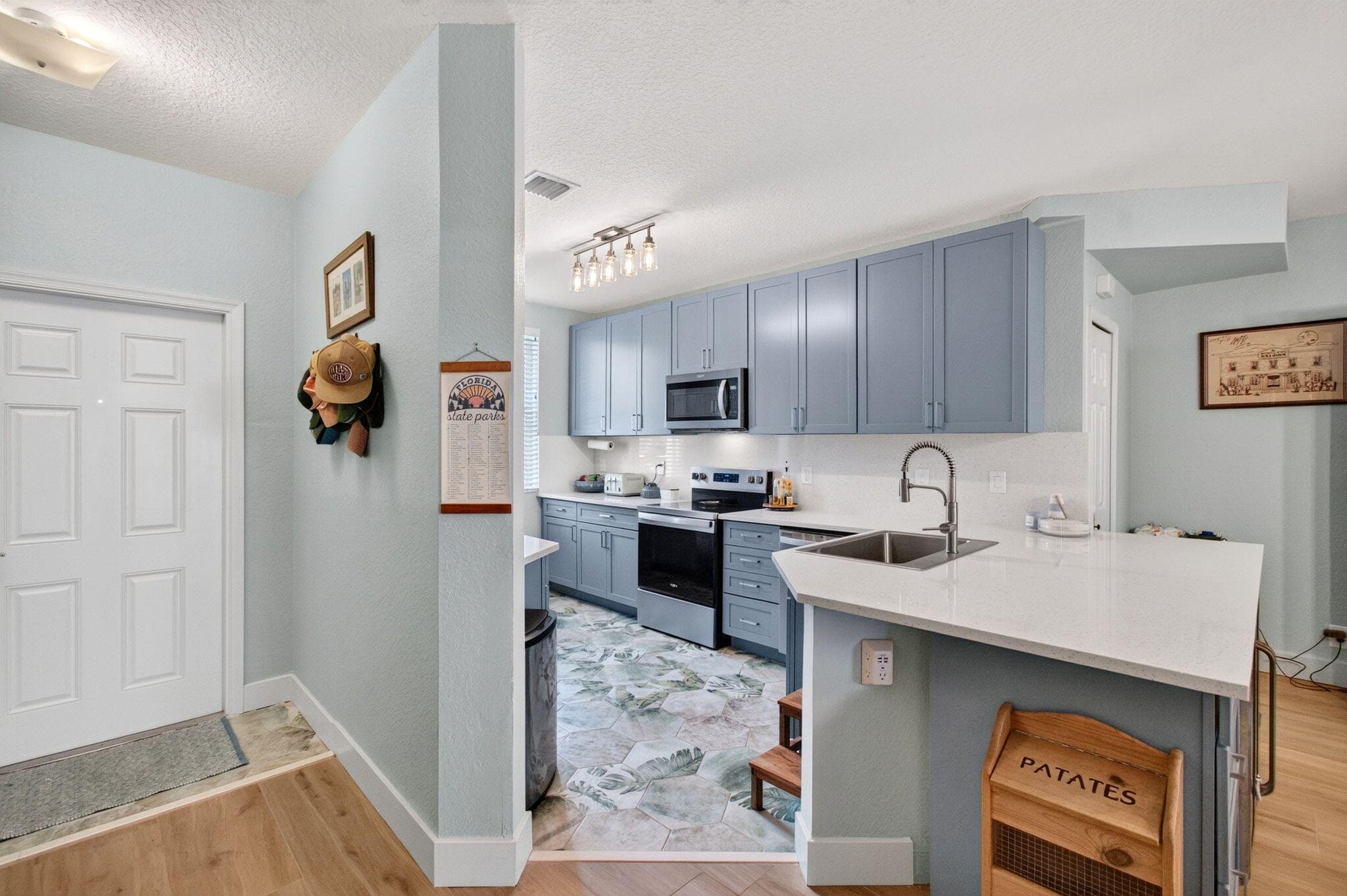 311 Bayfront Drive, Boynton Beach, FL 33435 — photo 11 of 60