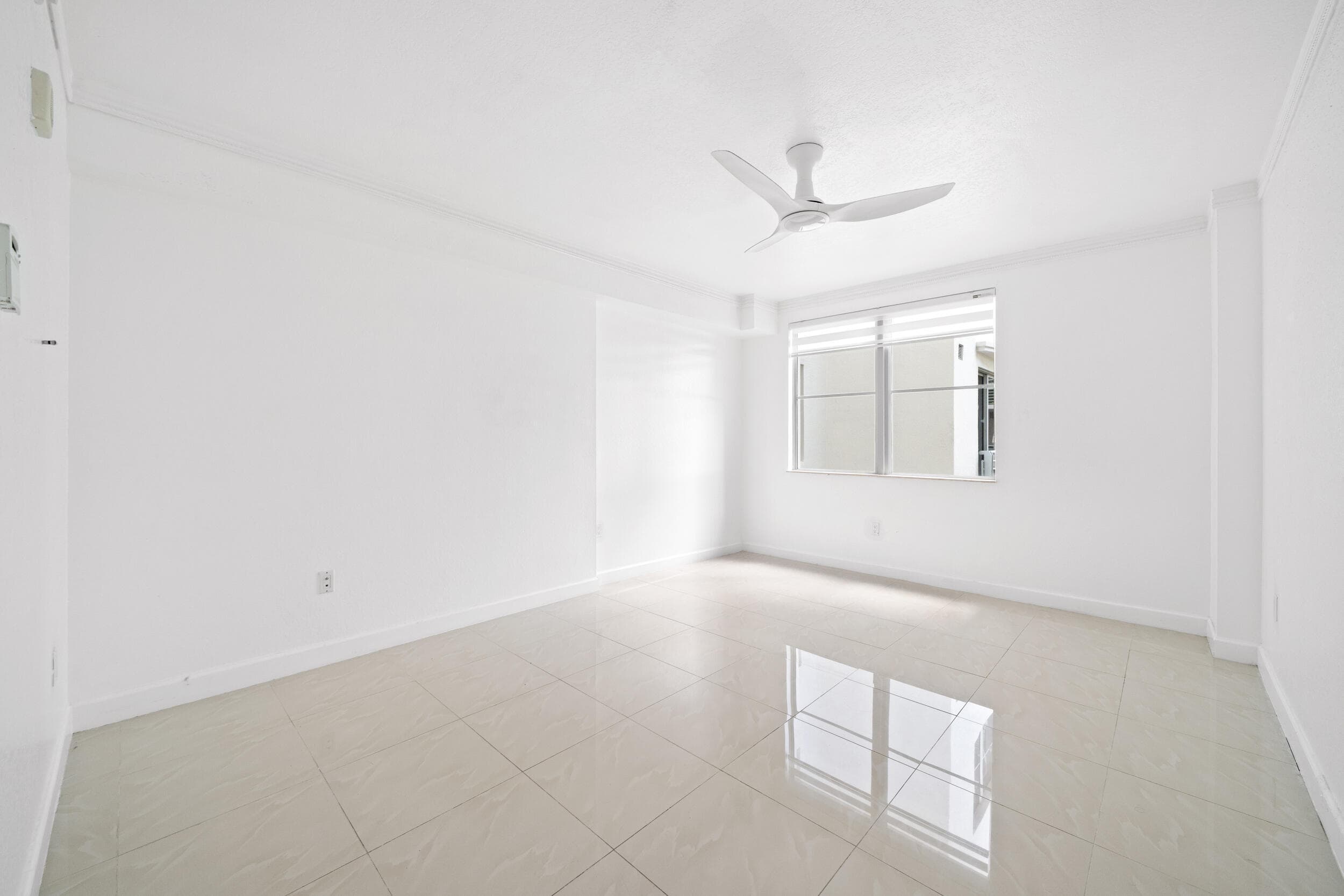 1830 Radius Drive 405, Hollywood, FL 33020 — photo 6 of 19