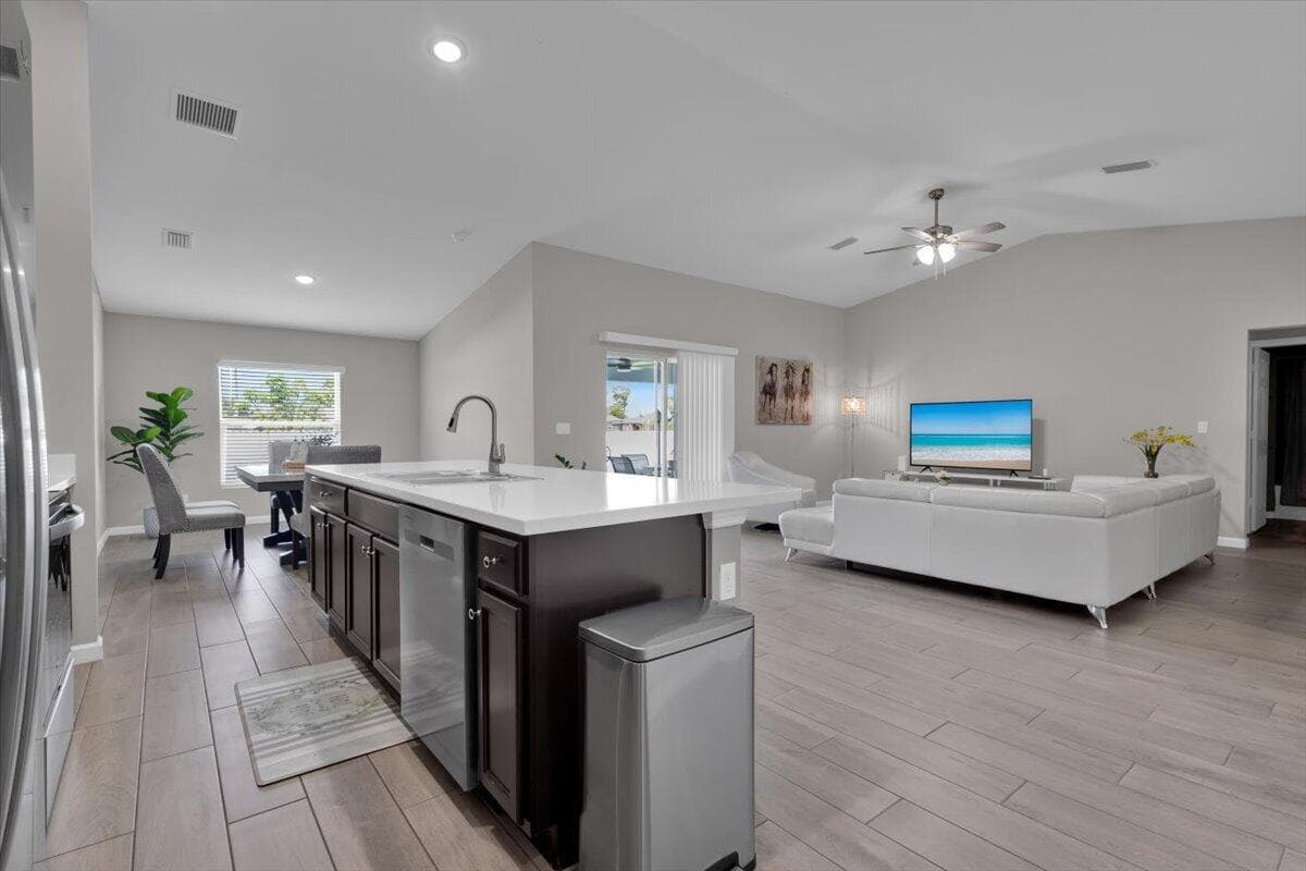 449 SE Whitmore Drive, Port St. Lucie, FL 34984 — photo 13 of 59