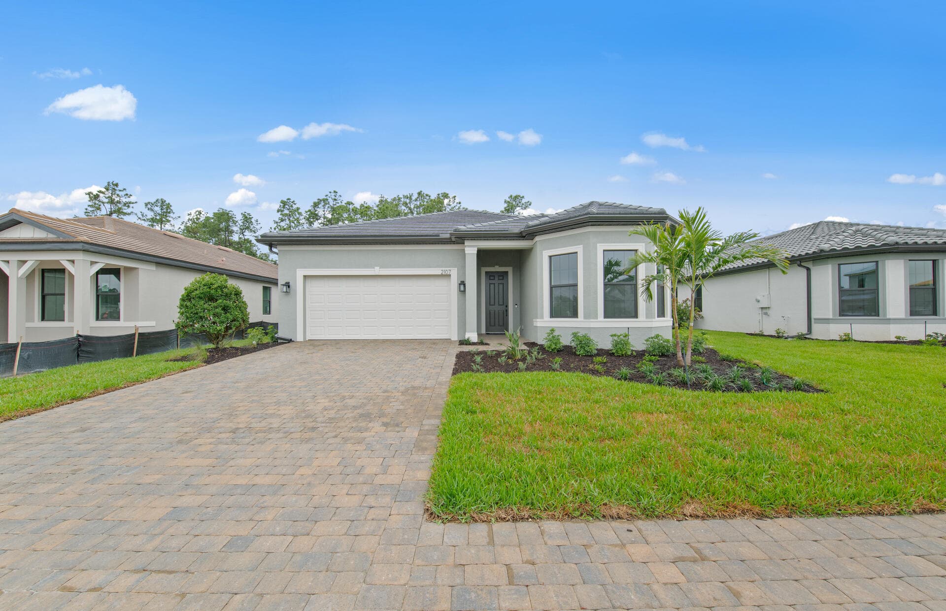 2107 Freemont Drive, Naples, FL 34120 — photo
