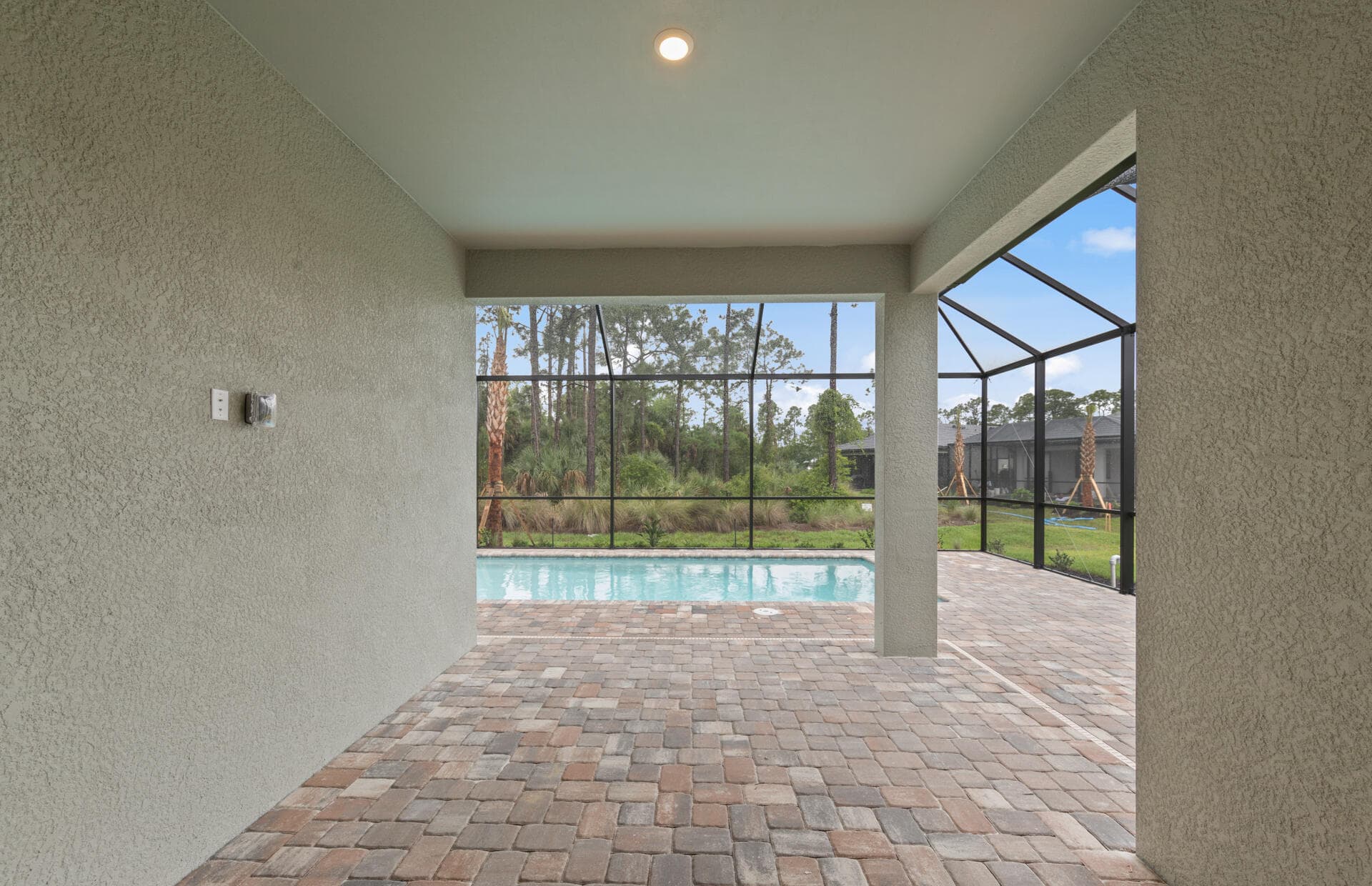 2107 Freemont Drive, Naples, FL 34120 — photo 25 of 46