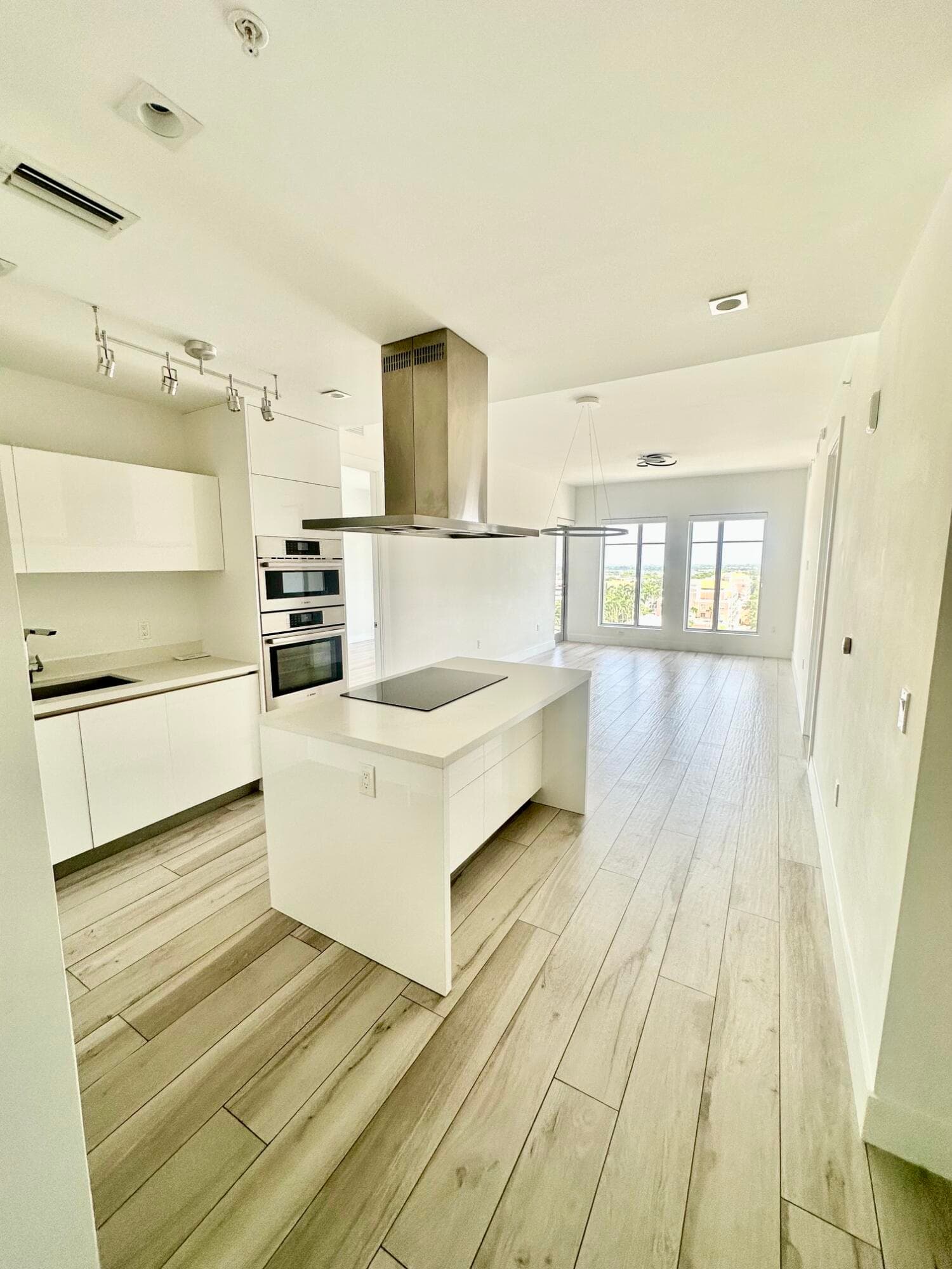 155 E Boca Raton Road 1019, Boca Raton, FL 33432 — photo 4 of 5