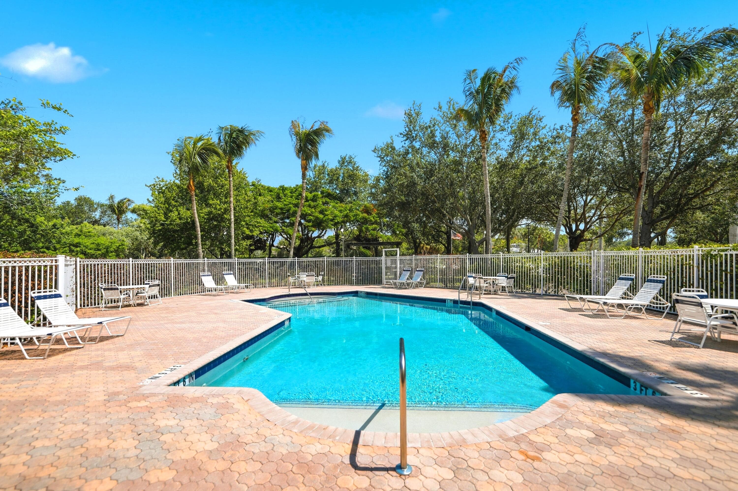 58 SE Palermo Court 104, Stuart, FL 34994 — photo 28 of 37