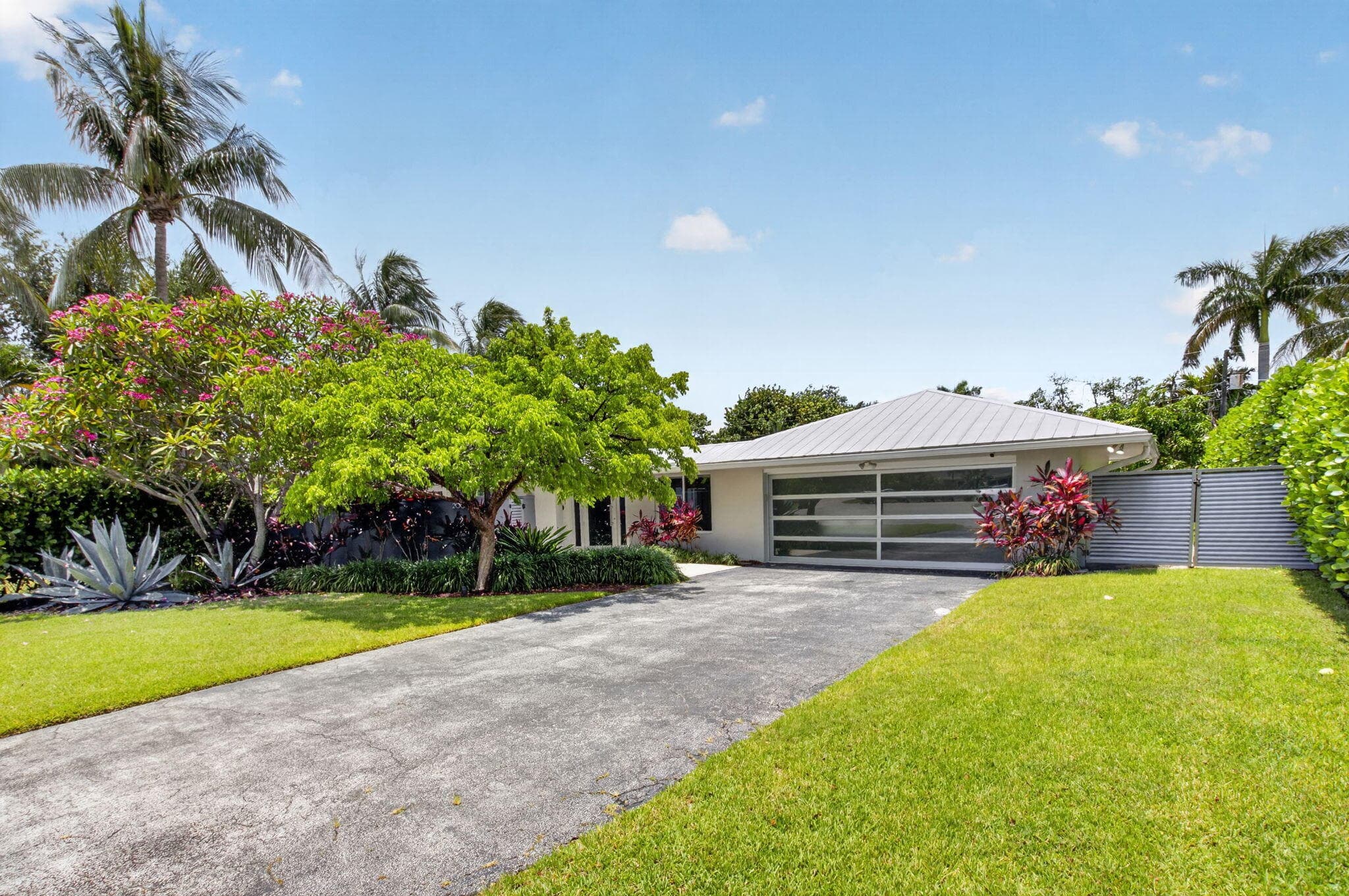 2006 NW 3rd Avenue, Delray Beach, FL 33444 — photo 2 of 60
