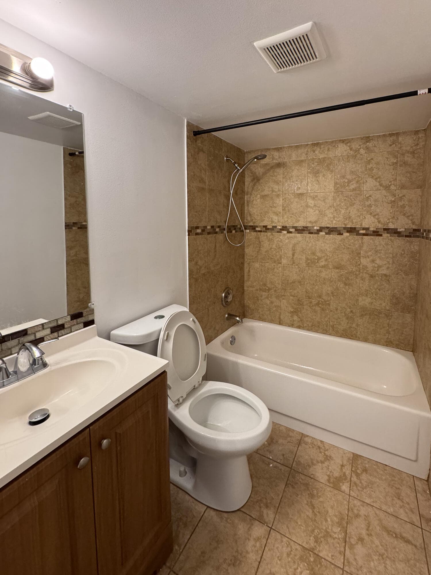 4166 Inverrary Drive 104, Lauderhill, FL 33319 — photo 14 of 18