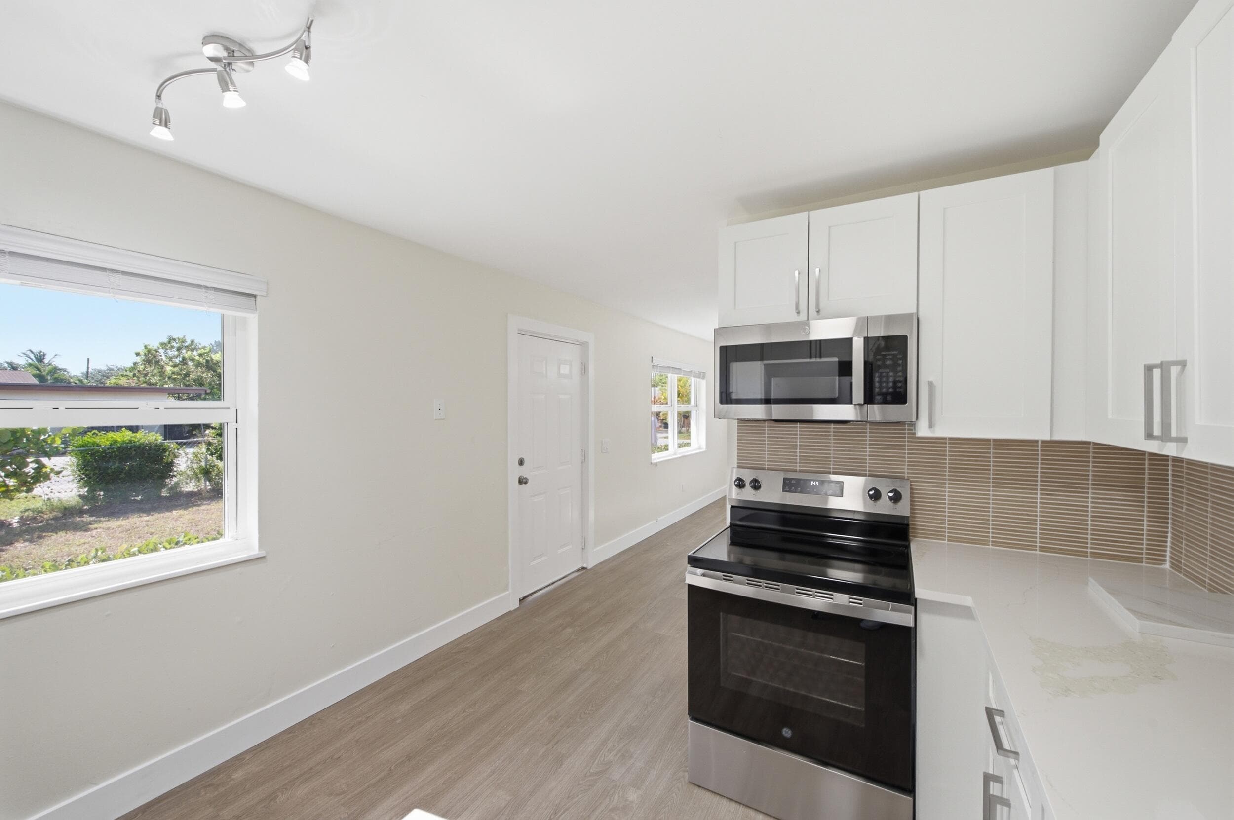 349 Wickline Boulevard, Lantana, FL 33462 — photo 13 of 26