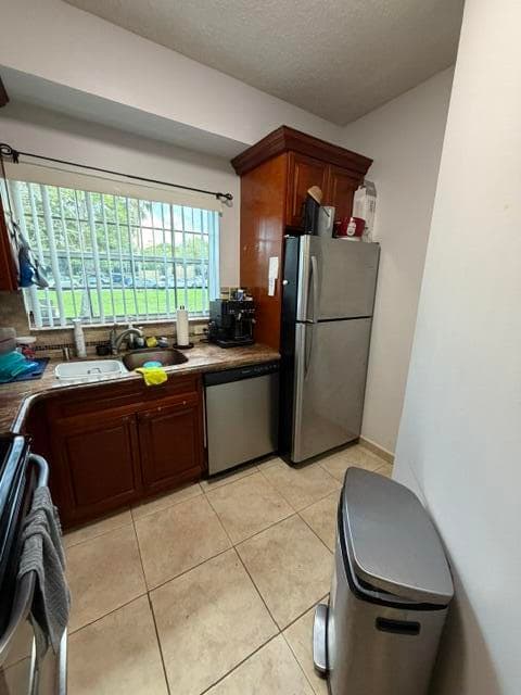 800 Cypress Park Way M, Pompano Beach, FL 33064 — photo 9 of 12