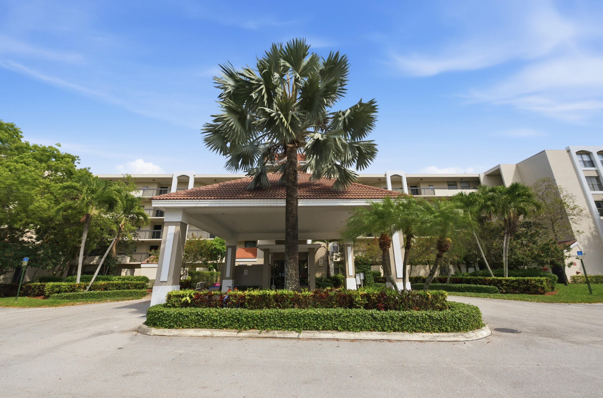 1915 Lavers Circle E508, Delray Beach, FL 33444 — photo