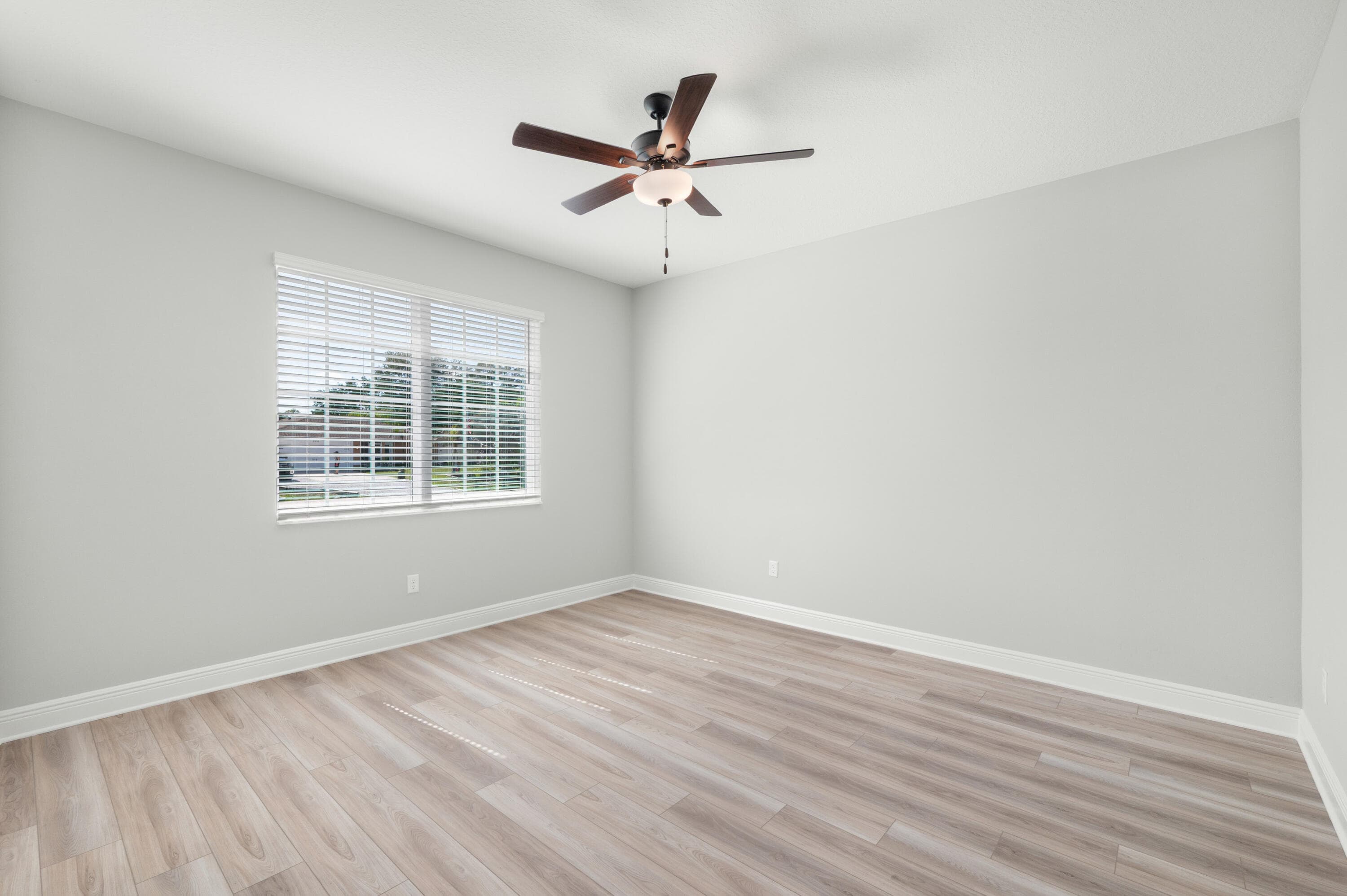 8225 95th Avenue, Vero Beach, FL 32967 — photo 17 of 28