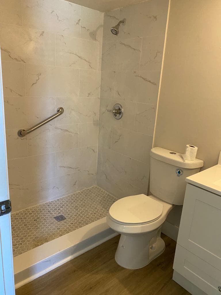 450 W Palm Cir Circle W 103, Pembroke Pines, FL 33025 — photo 9 of 12