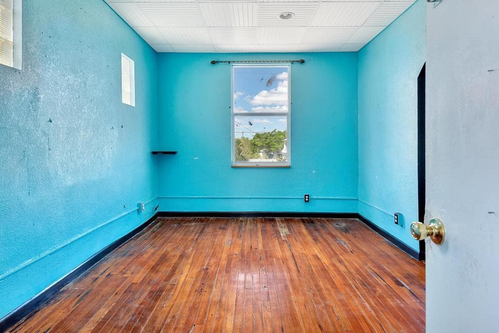 521 N Dixie Highway, Lake Worth Beach, FL 33460 — photo 10 of 39