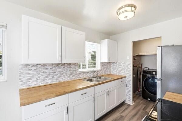 2302 Avenue M, Riviera Beach, FL 33404 — photo 4 of 20