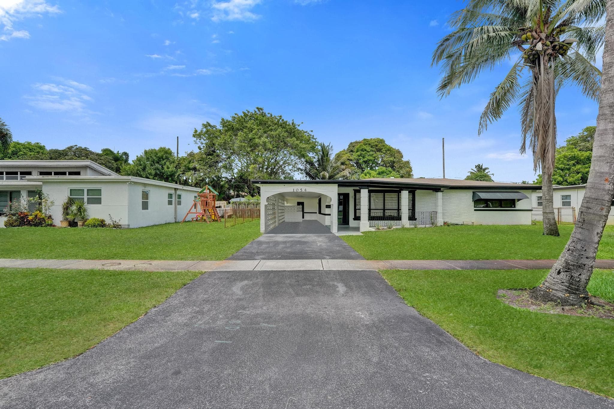 1054 Wyoming Avenue, Fort Lauderdale, FL 33312 — photo 2 of 37