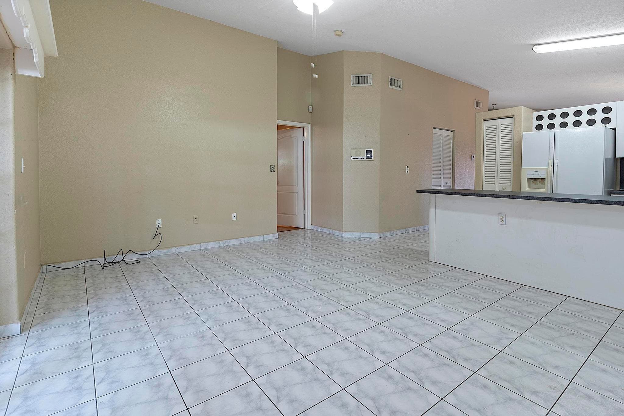 3201 W 76th Street, Hialeah, FL 33018 — photo 13 of 33