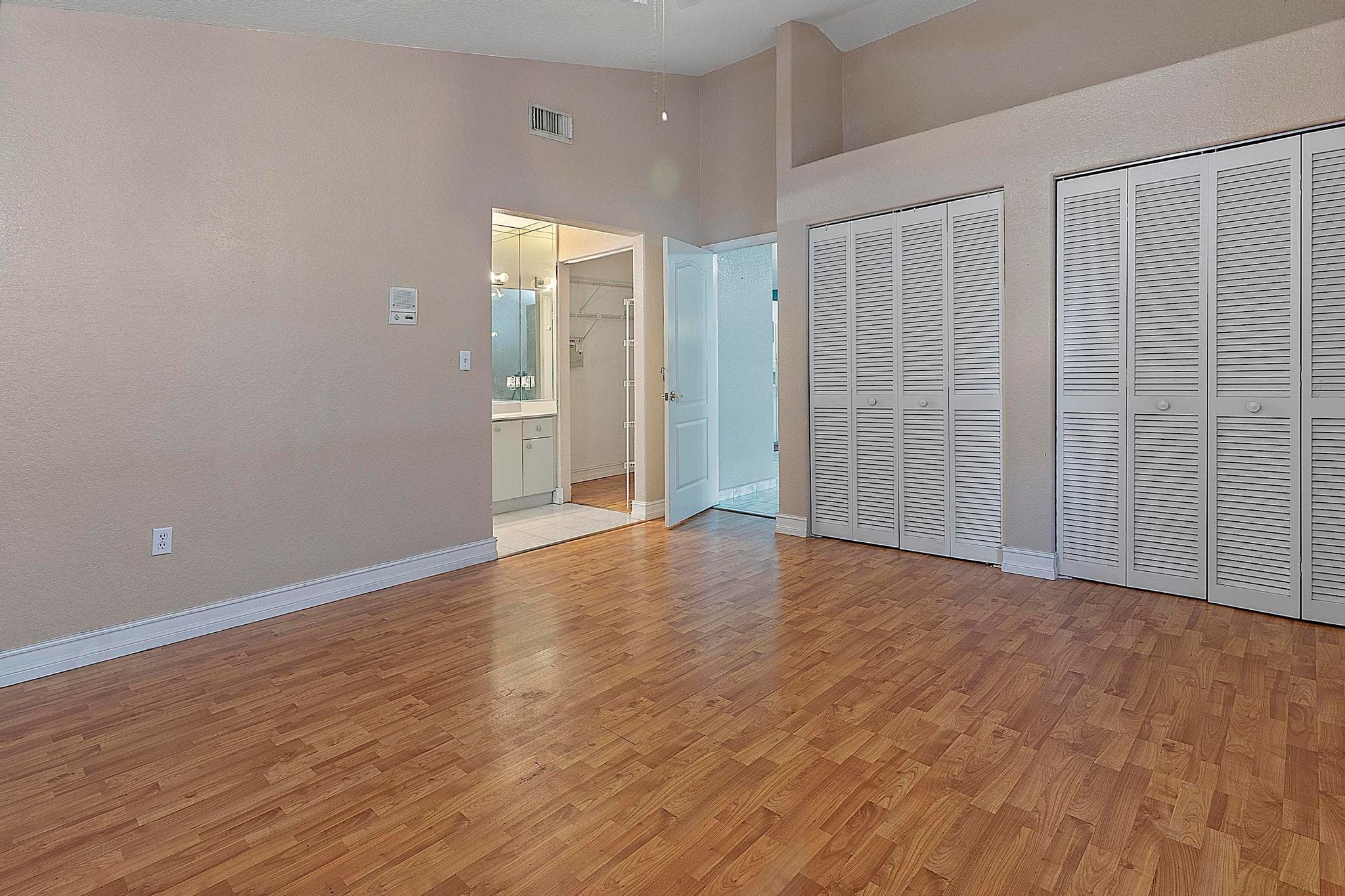 3201 W 76th Street, Hialeah, FL 33018 — photo 24 of 33