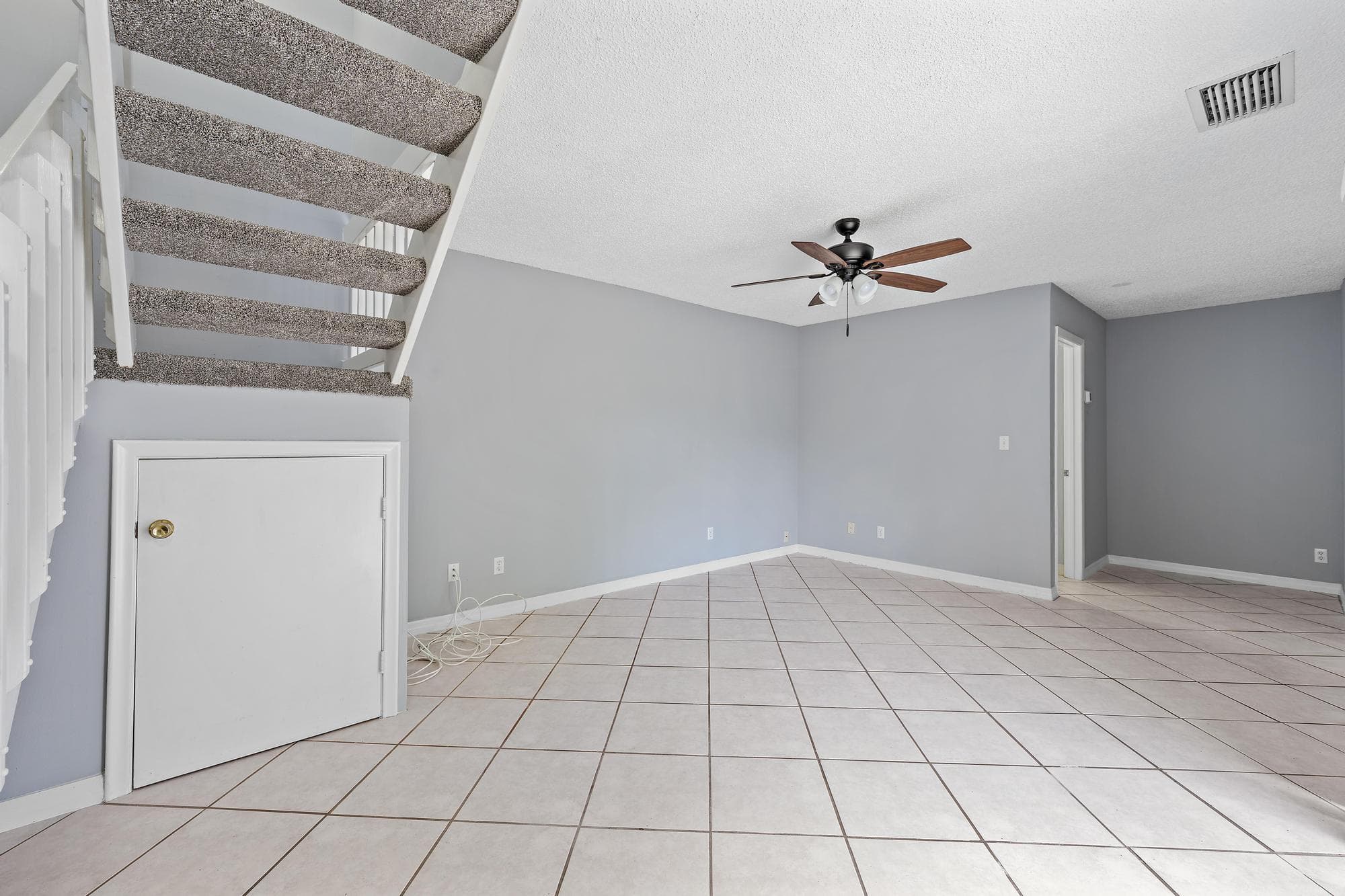 352 Prestwick Circle 1, Palm Beach Gardens, FL 33418 — photo 18 of 33