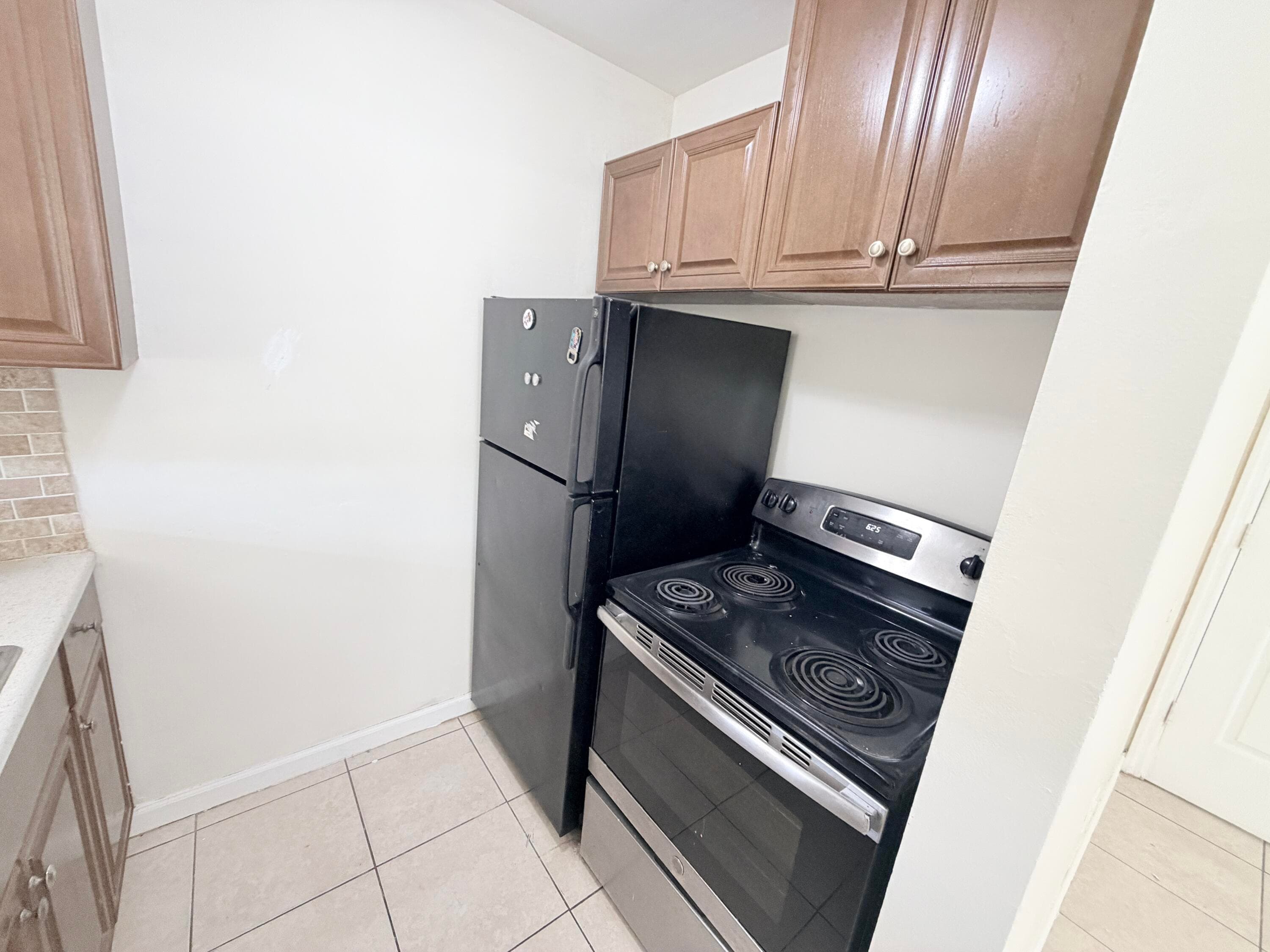 3030 NW 43rd Terrace 207, Lauderdale Lakes, FL 33313 — photo 3 of 11