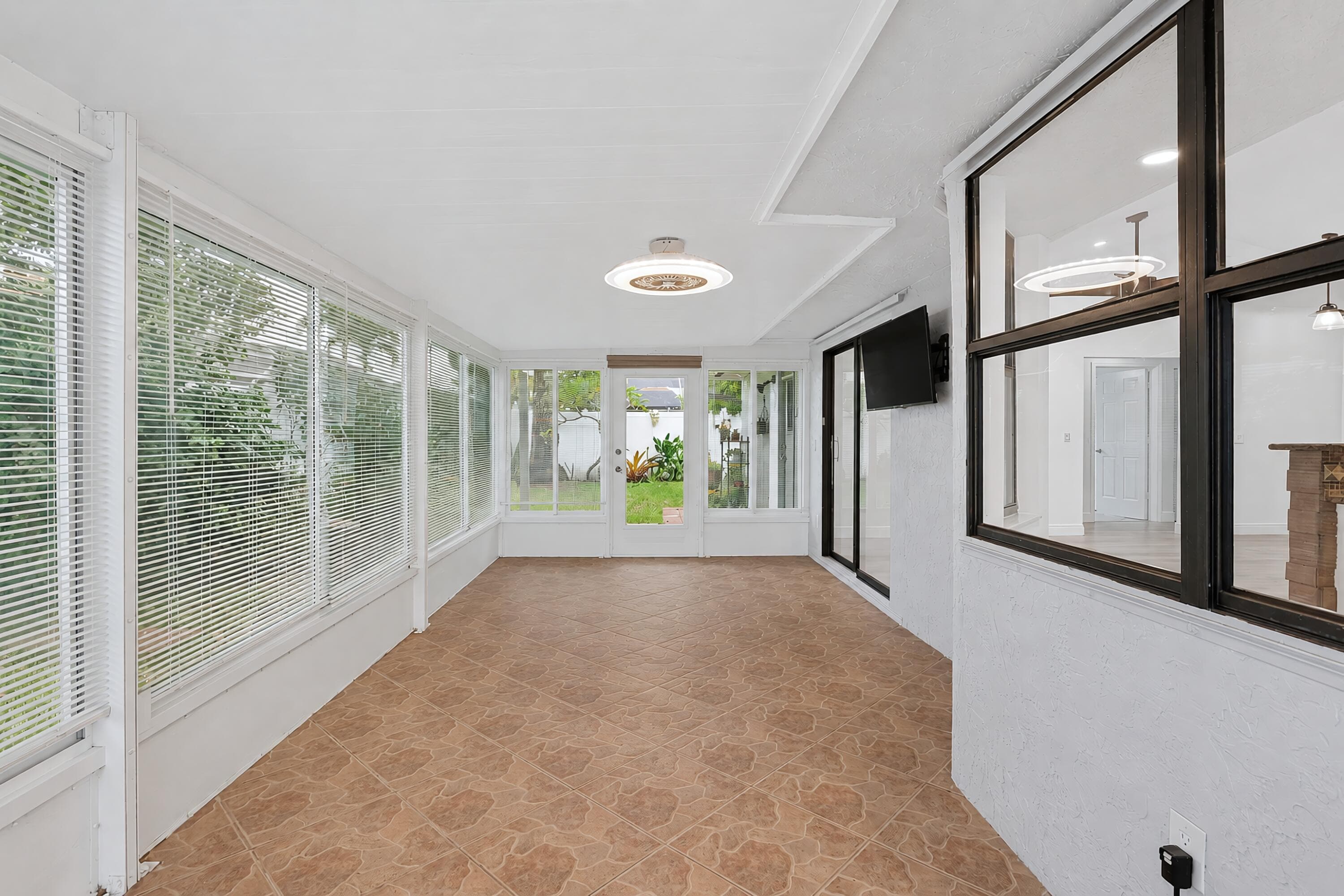 117 Sherwood Drive, Royal Palm Beach, FL 33411 — photo 9 of 36