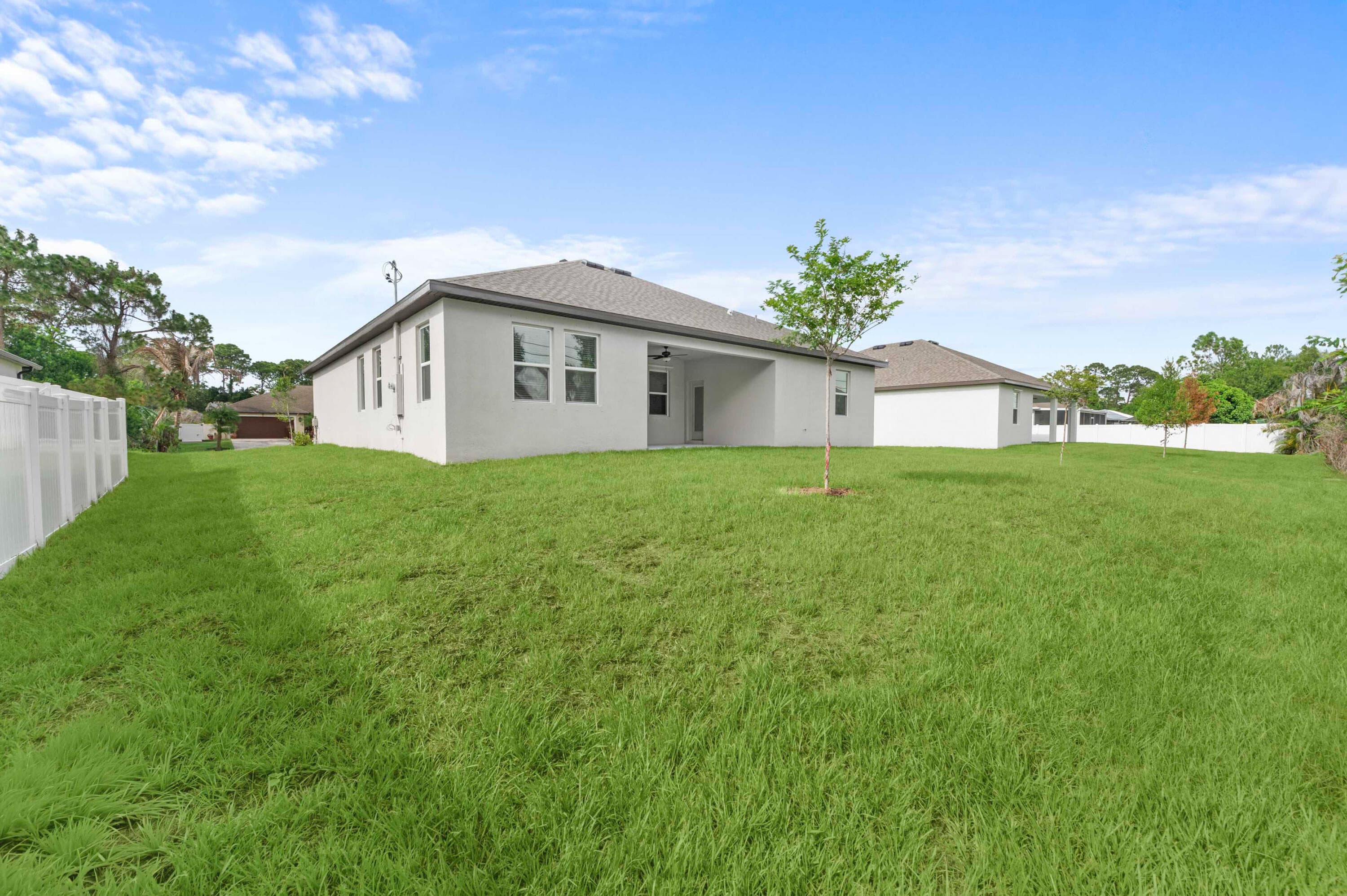 8016 102nd Court, Vero Beach, FL 32967 — photo 4 of 35
