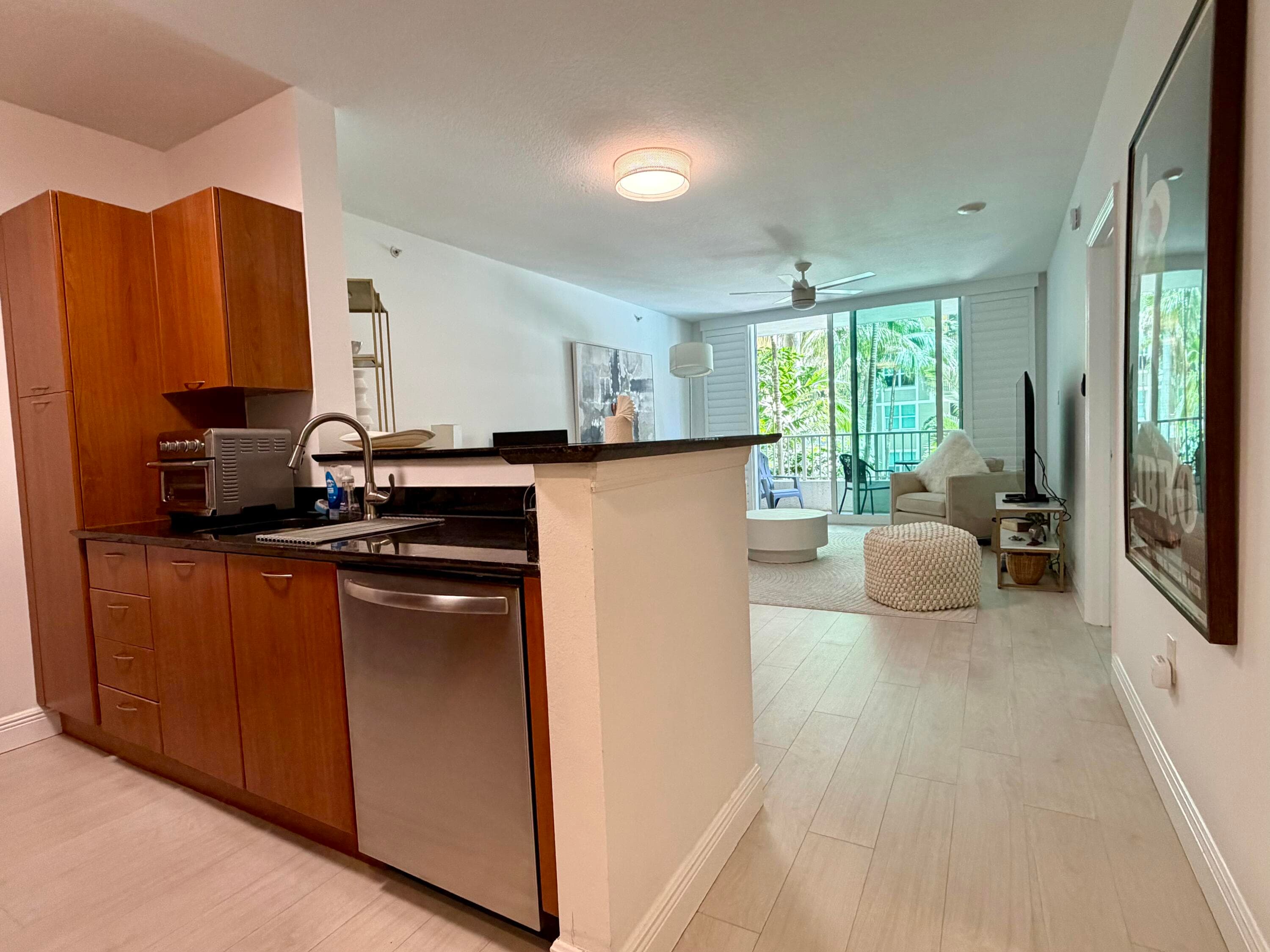 625 Casa Loma Boulevard 207, Boynton Beach, FL 33435 — photo 4 of 33