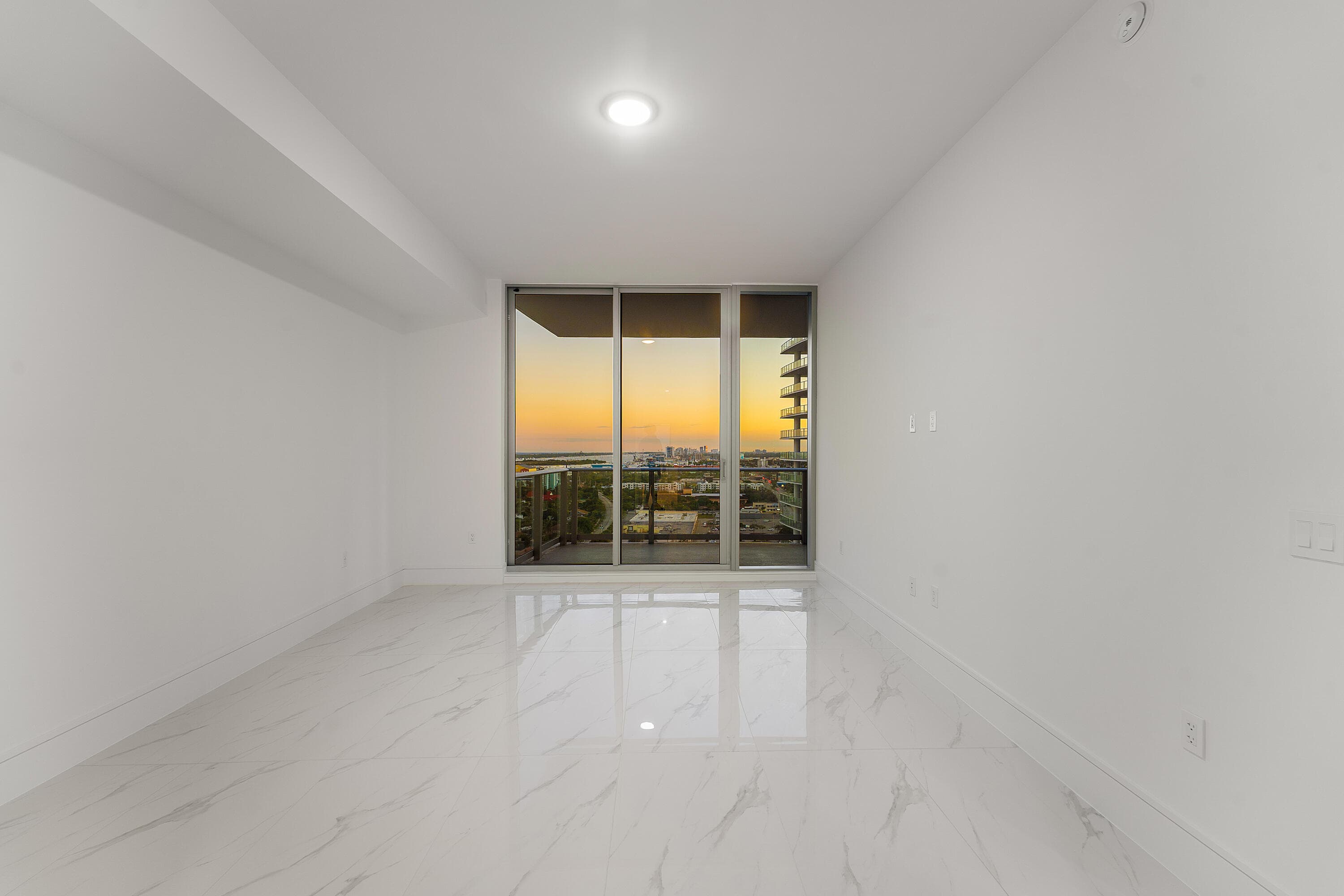 220 Lake Shore Drive 1911, Lake Park, FL 33403 — photo 16 of 65
