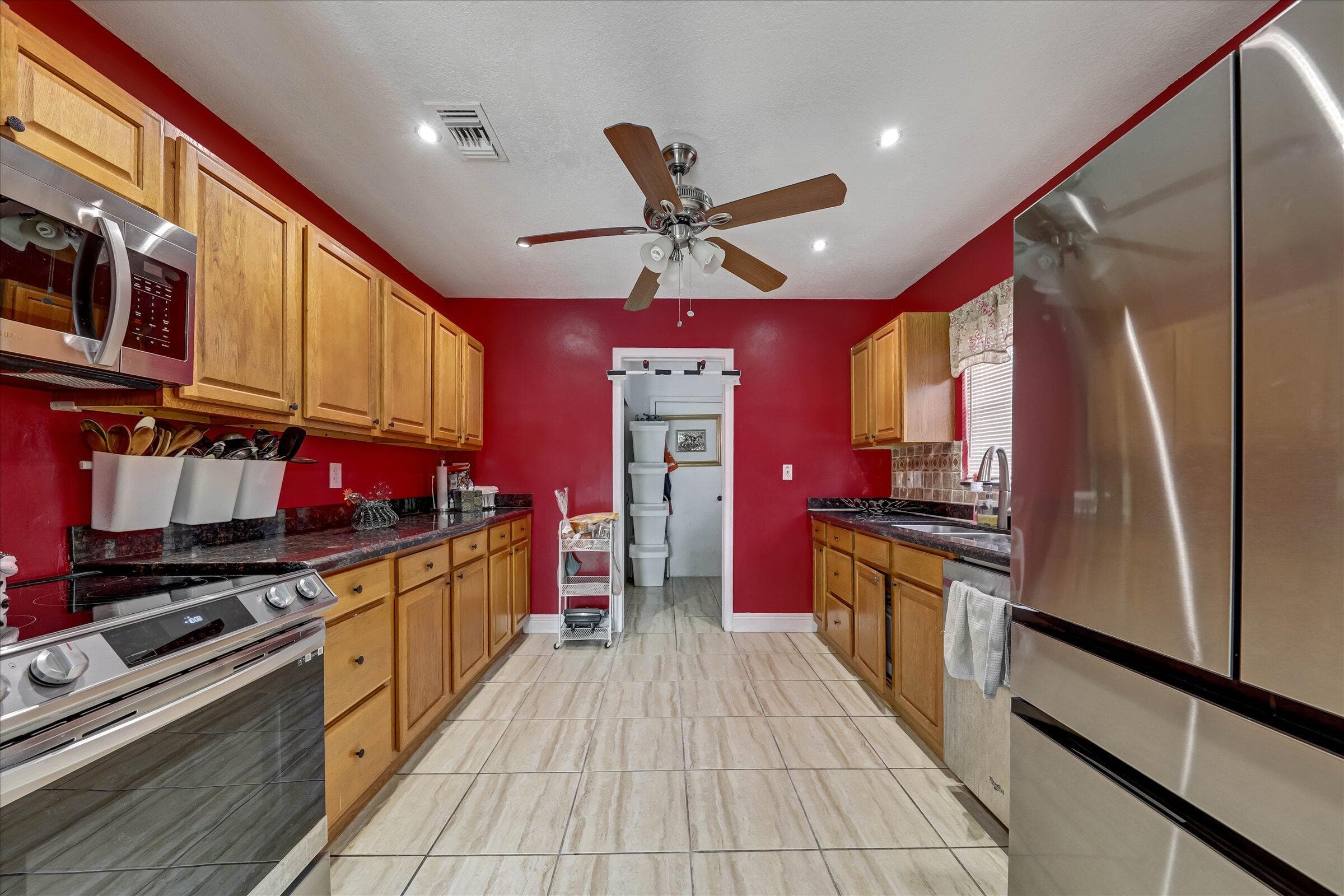 3850 NE 12th Terrace, Pompano Beach, FL 33064 — photo 18 of 39
