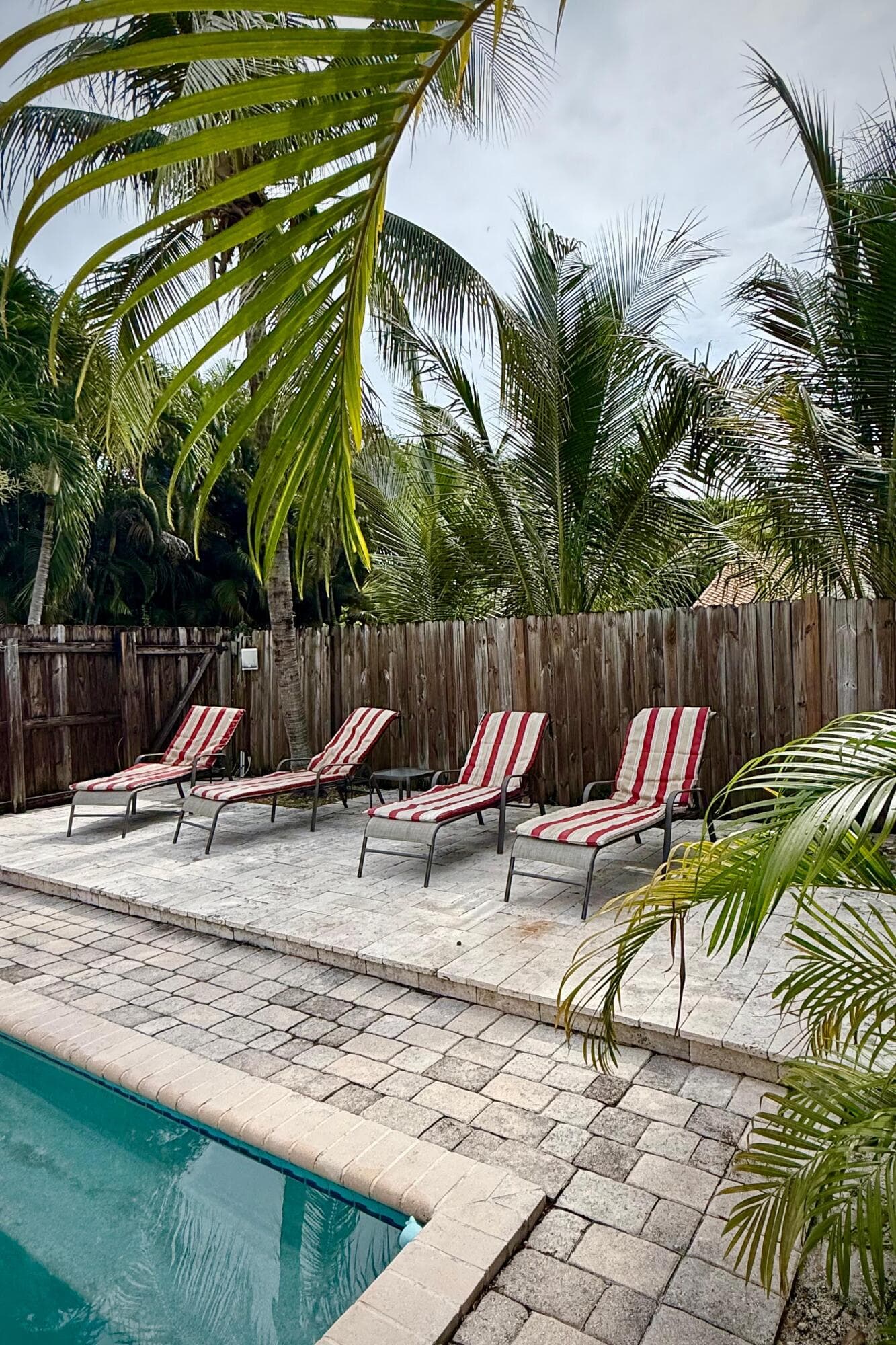 619 NE 7th Avenue, Delray Beach, FL 33483 — photo 2 of 39