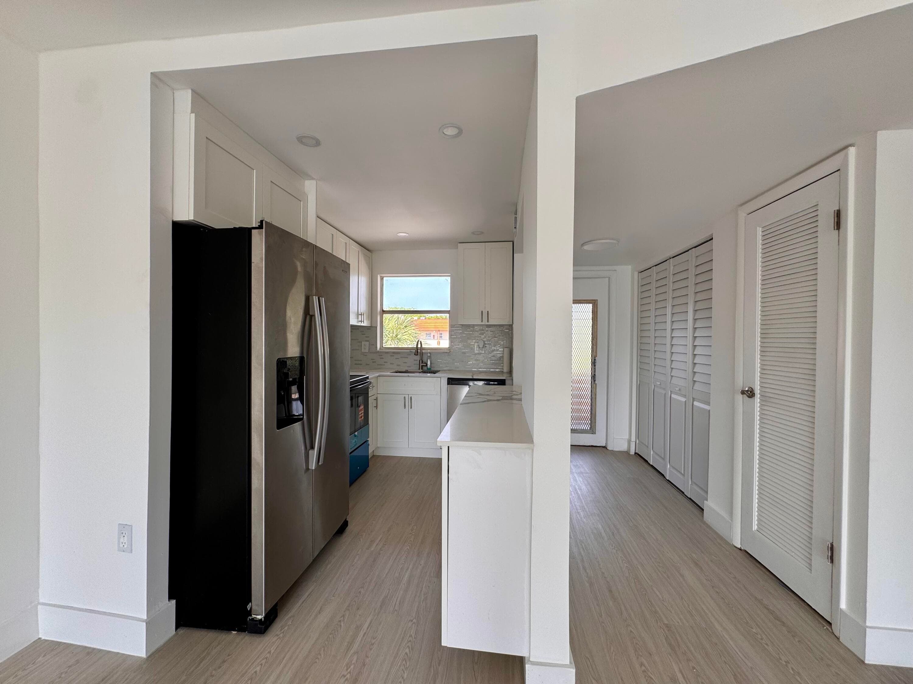 2831 E Sunrise Lakes Drive E 311, Sunrise, FL 33322 — photo 10 of 19