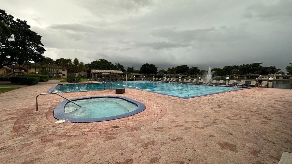 100 Berkley Road 109, Hollywood, FL 33024 — photo 26 of 54