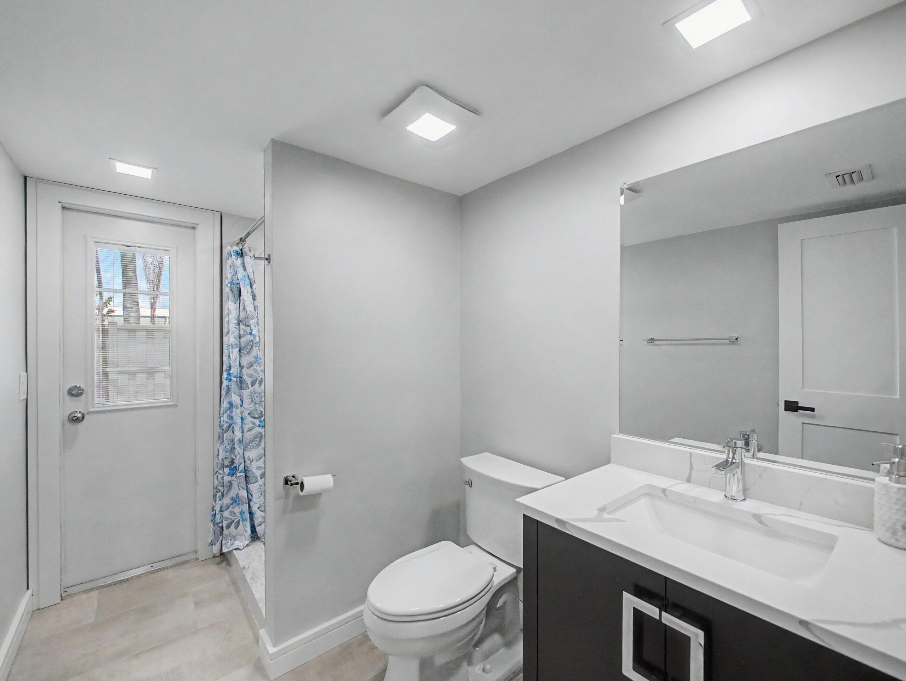 5385 Eagle Lake Drive, Palm Beach Gardens, FL 33418 — photo 10 of 18
