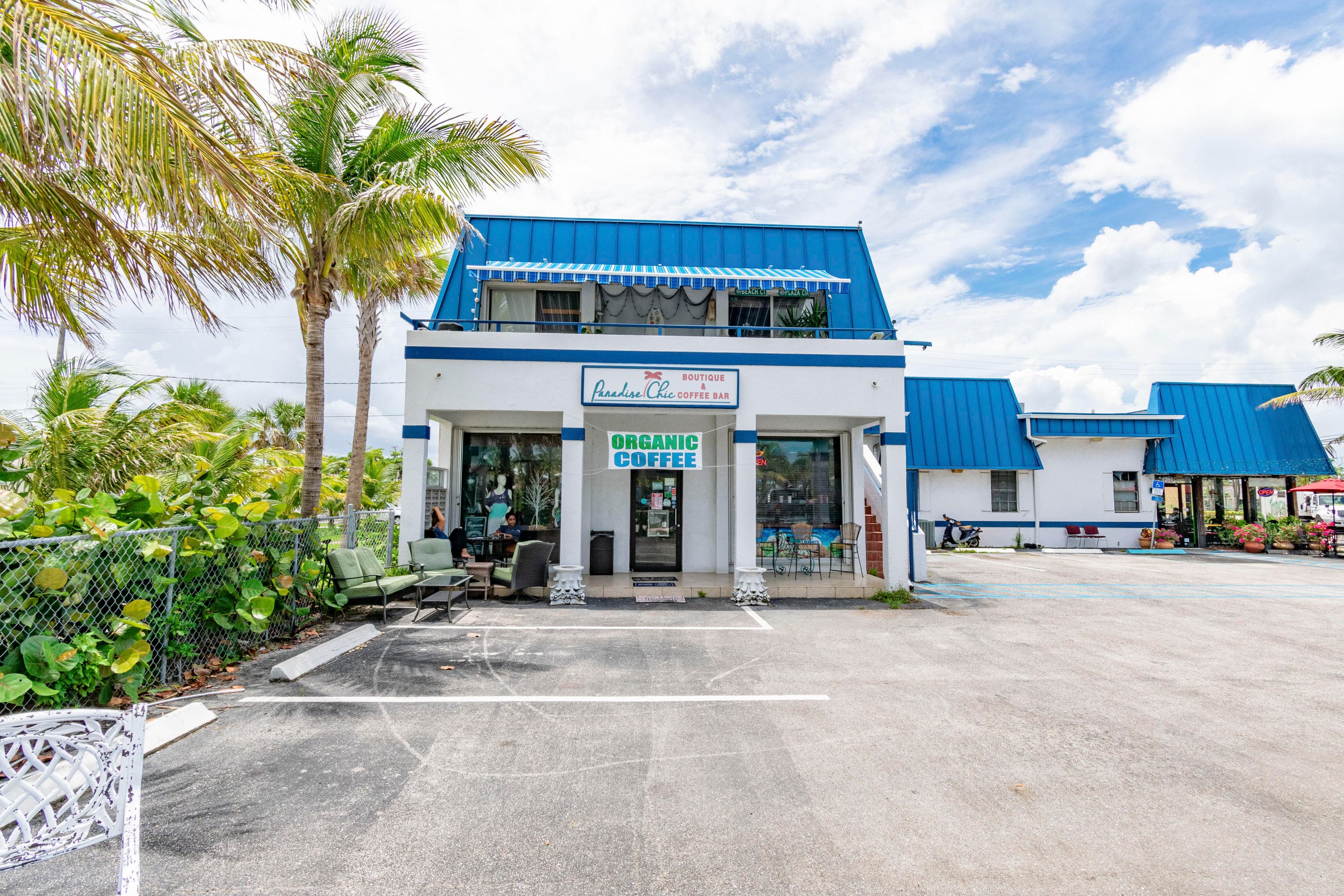1281 Plaza Circle, FL — photo 1 of 50