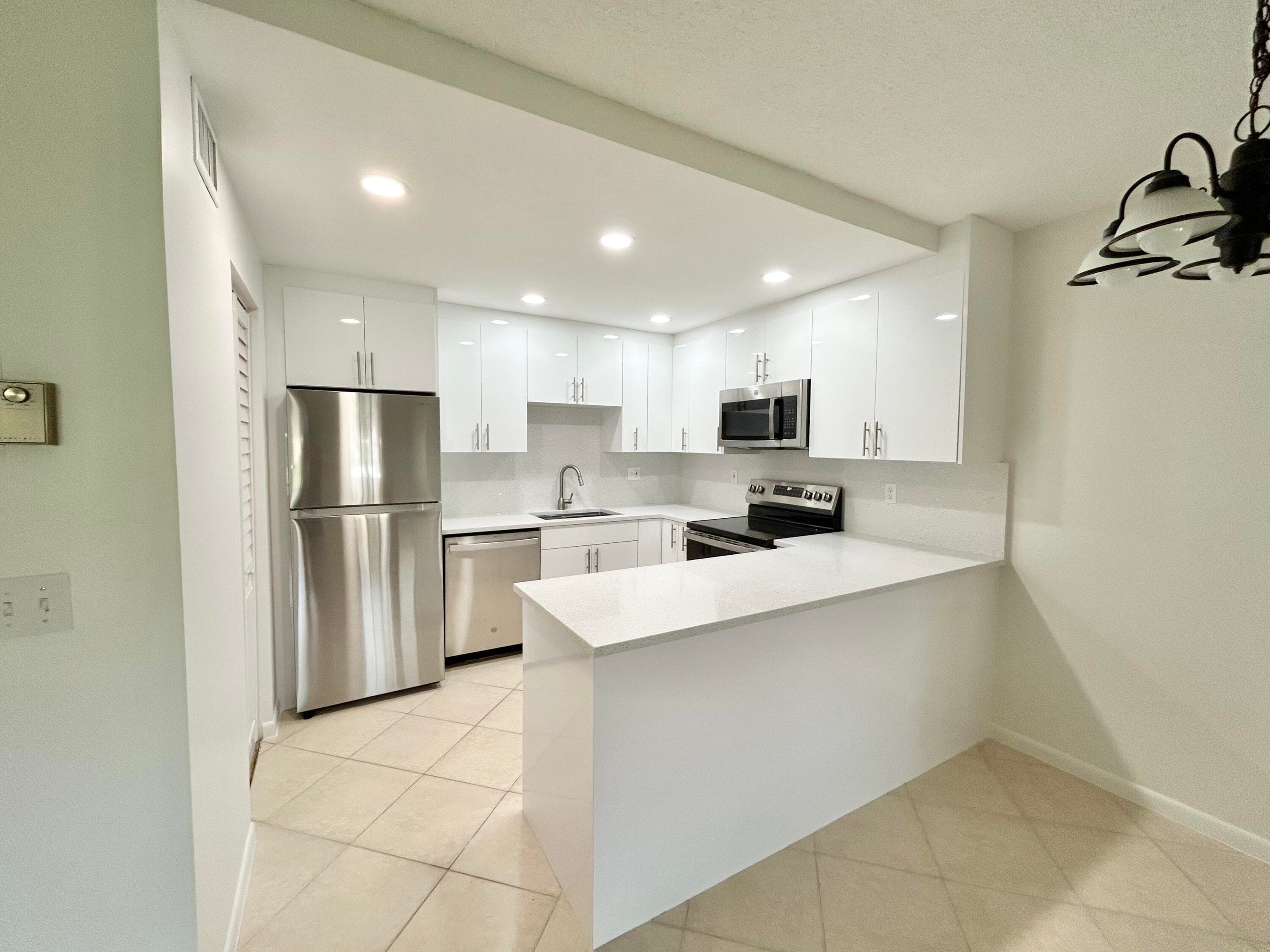 418 Pine Glen Lane C-1, Greenacres, FL 33463 — photo 7 of 57