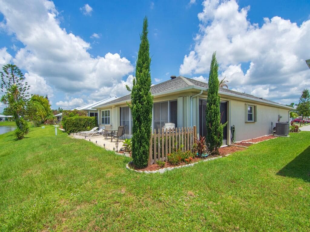 6704 Picante Circle, Fort Pierce, FL 34951 — photo 11 of 63