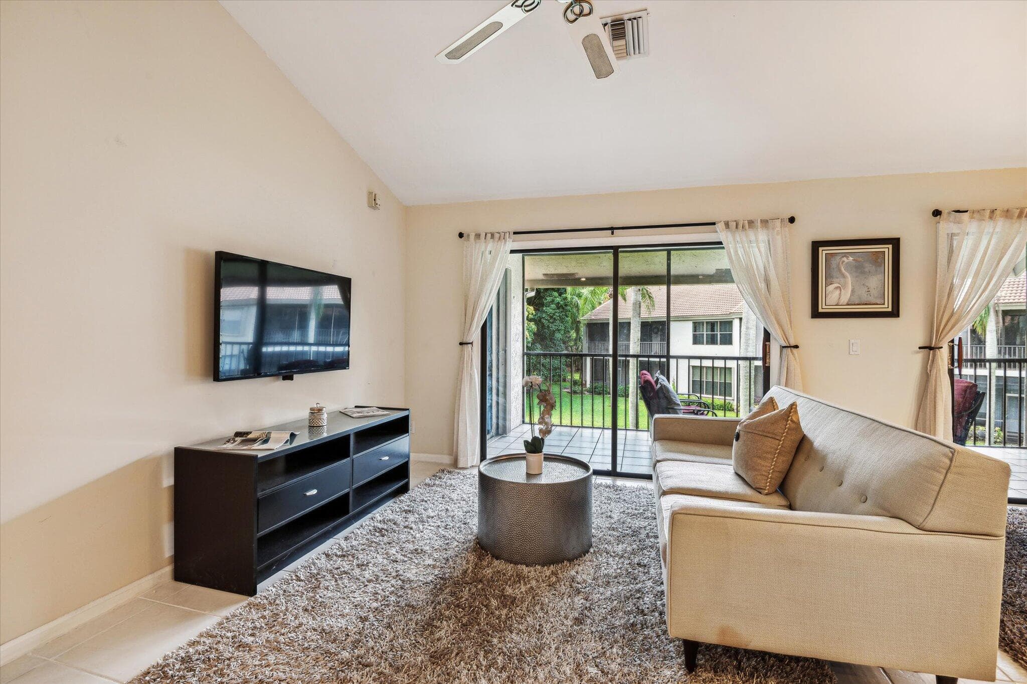 5750 Coach House Circle G, Boca Raton, FL 33486 — photo 6 of 19