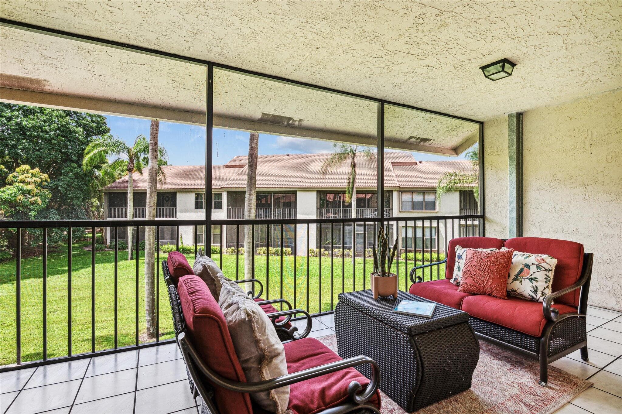 5750 Coach House Circle G, Boca Raton, FL 33486 — photo 15 of 19