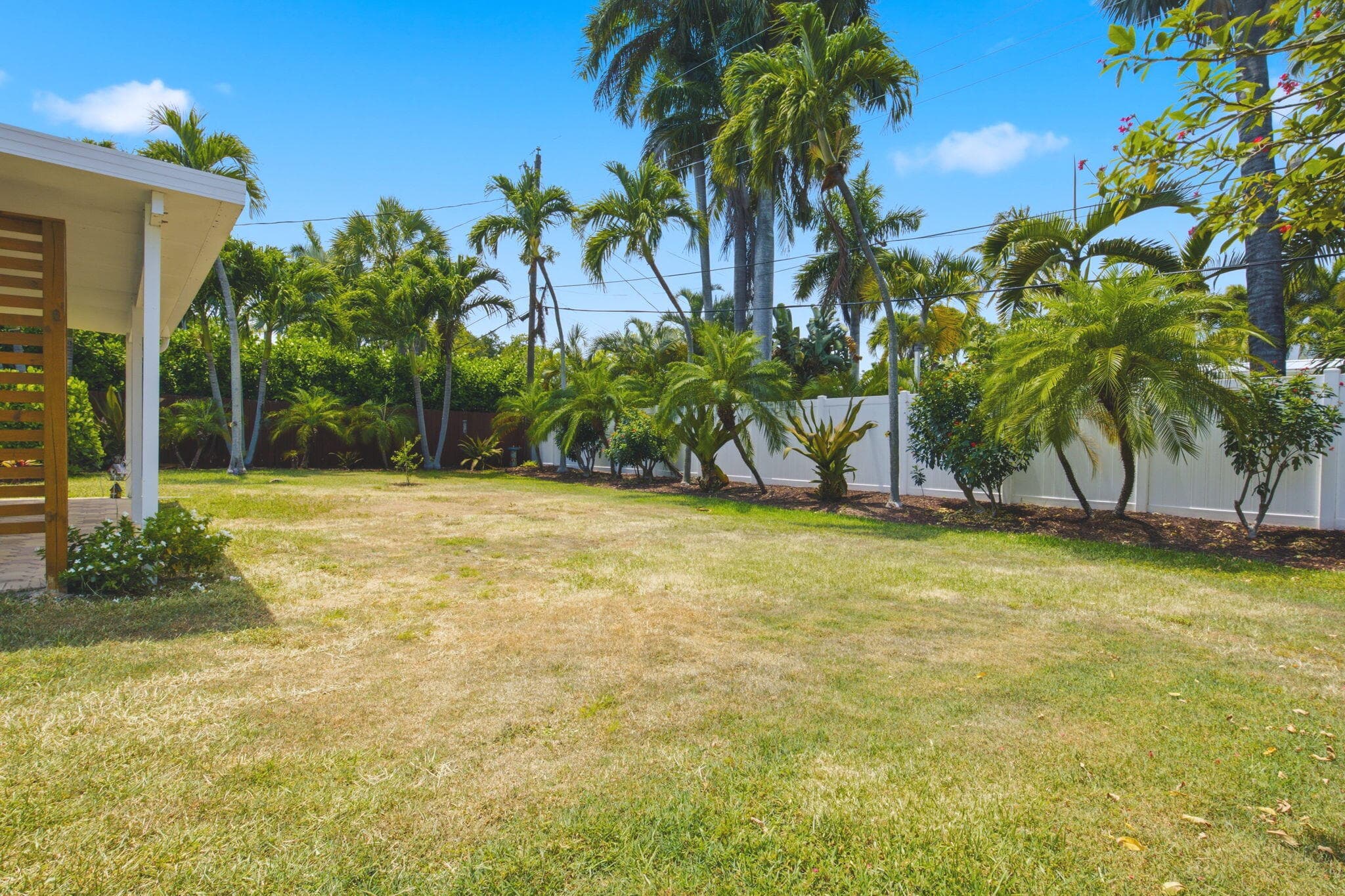 1745 NE 36th Street, Oakland Park, FL 33334 — photo 9 of 39