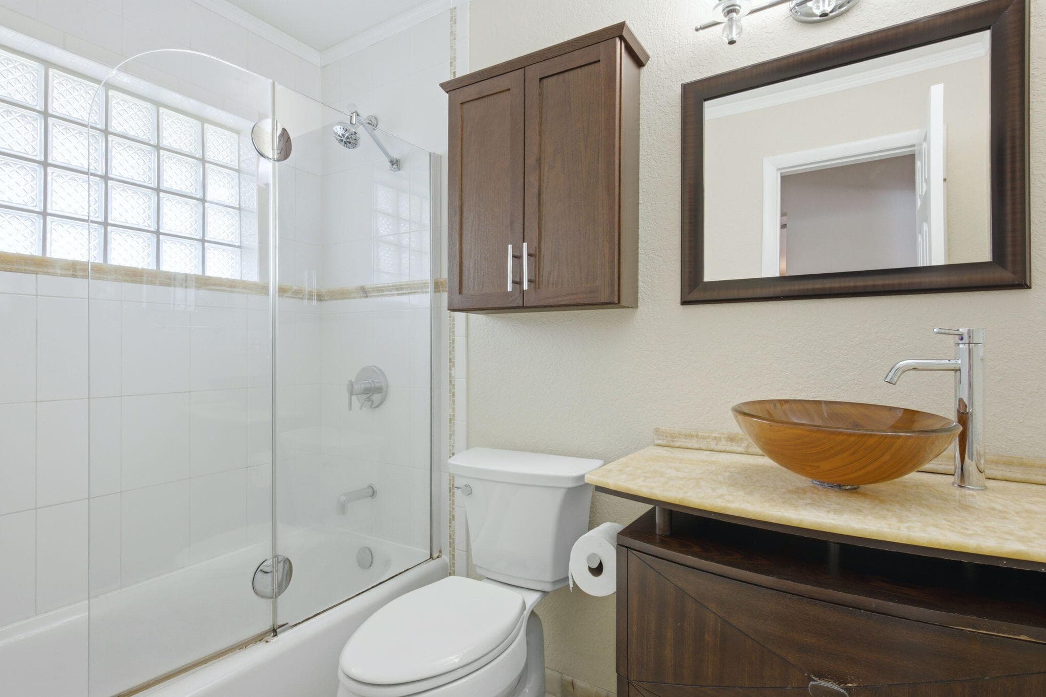1745 NE 36th Street, Oakland Park, FL 33334 — photo 31 of 39