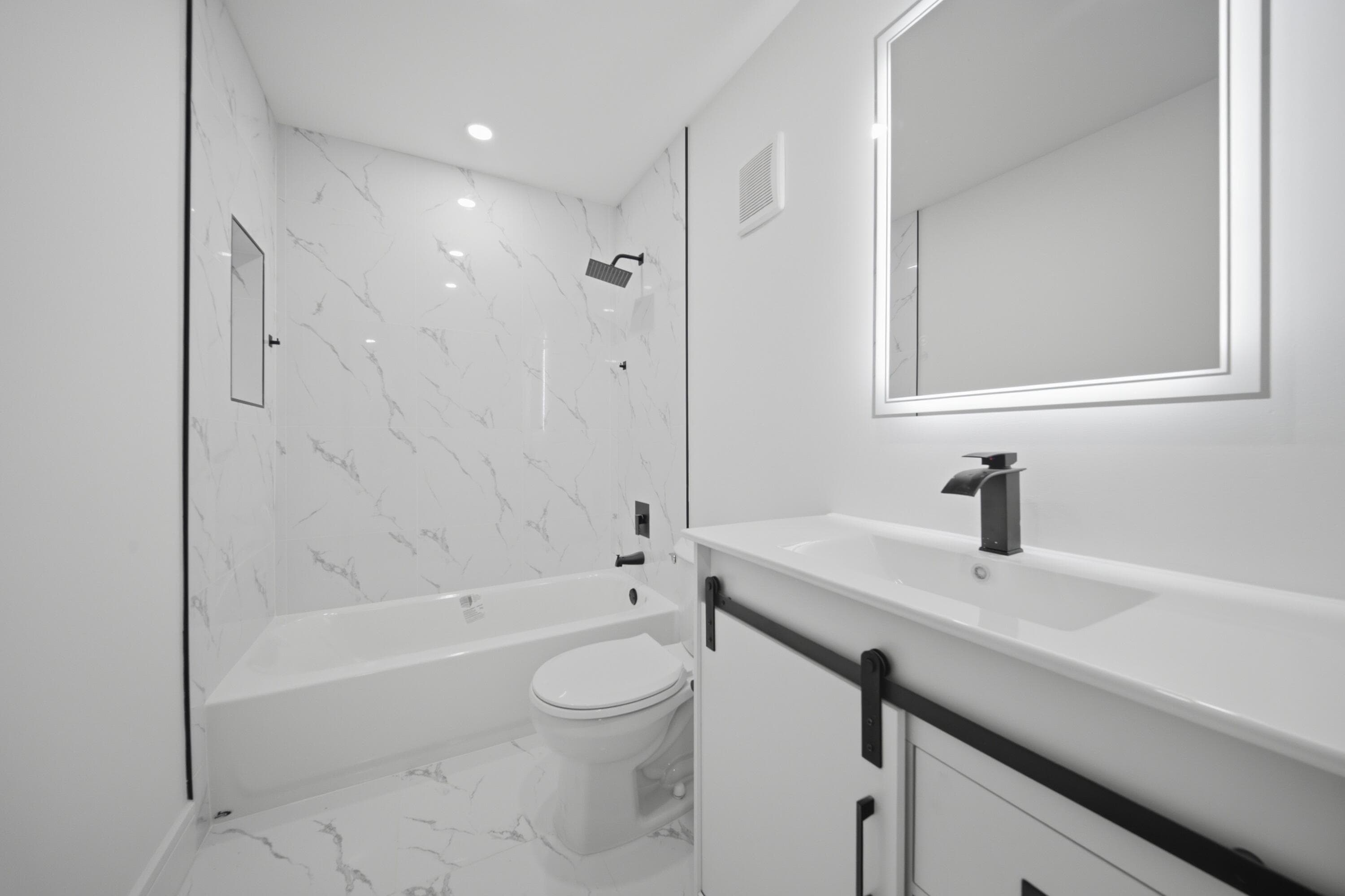 1391 E Golfview Drive 1391, Pembroke Pines, FL 33026 — photo 13 of 29